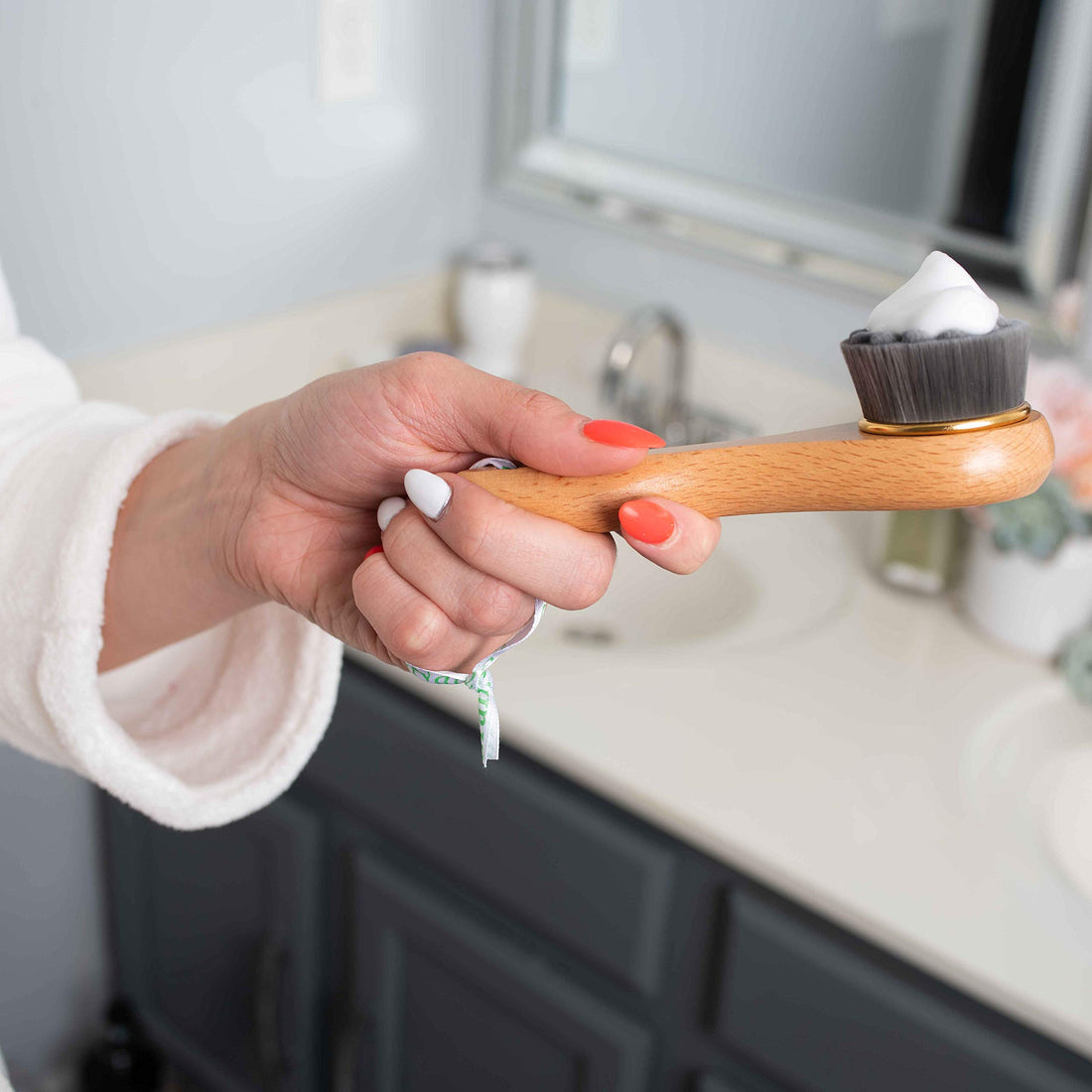 GranNaturals Manual Facial Cleansing Brush - Soft Bamboo Fibers - Skin Cleanser & Scrubber For Applying Face Mask, Acne Washing, Daily Deep Pore Cleaning - Men And Women