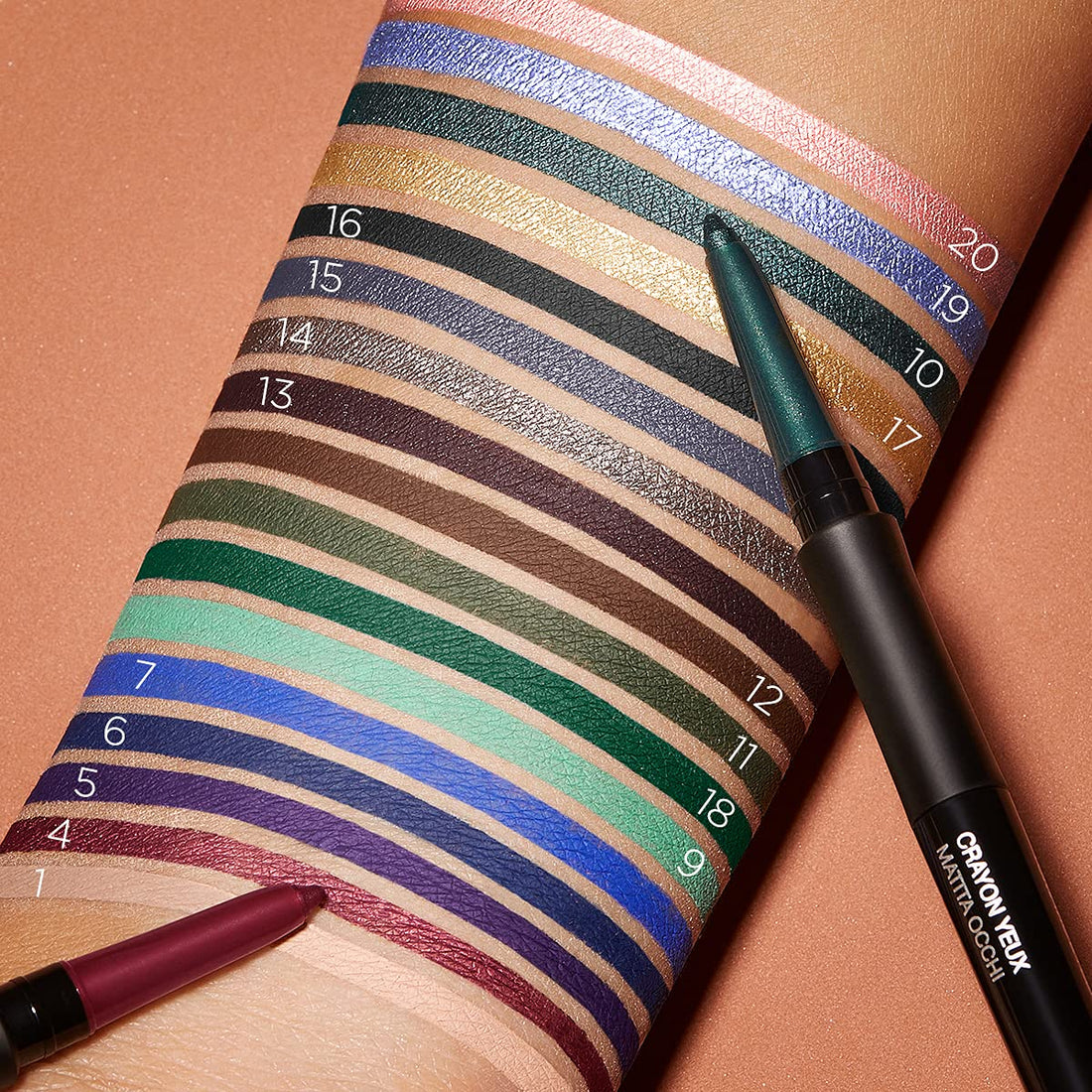 Kiko MILANO - Lasting Precision Automatic Eyeliner And Khol 20 Automatic eye pencil for the waterline and lash line