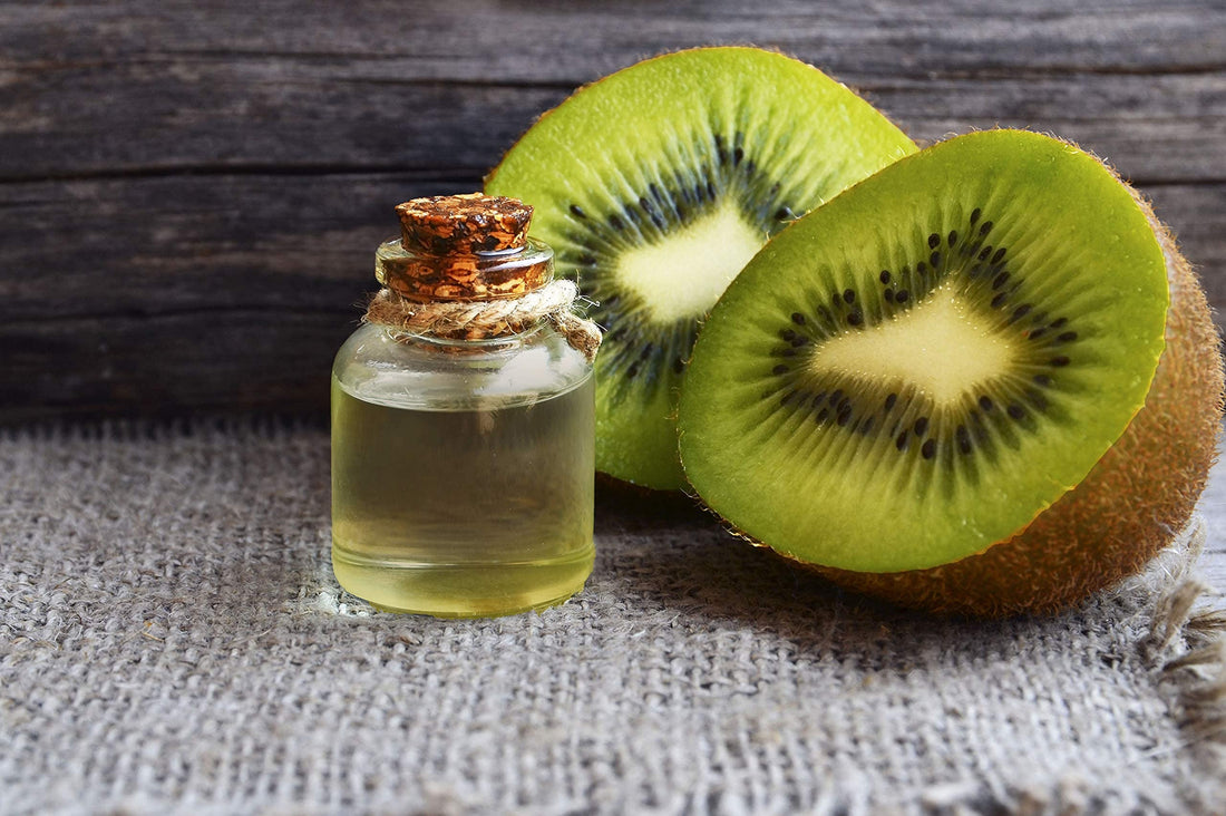 Kiwi Seed Oil - 32 oz - 100% Pure, All Natural, Cold Pressed, Unrefined, Premium Therapeutic Grade Kiwi Oil Perfect for Hair, Skin, Scalp, Body Care Moisturizer