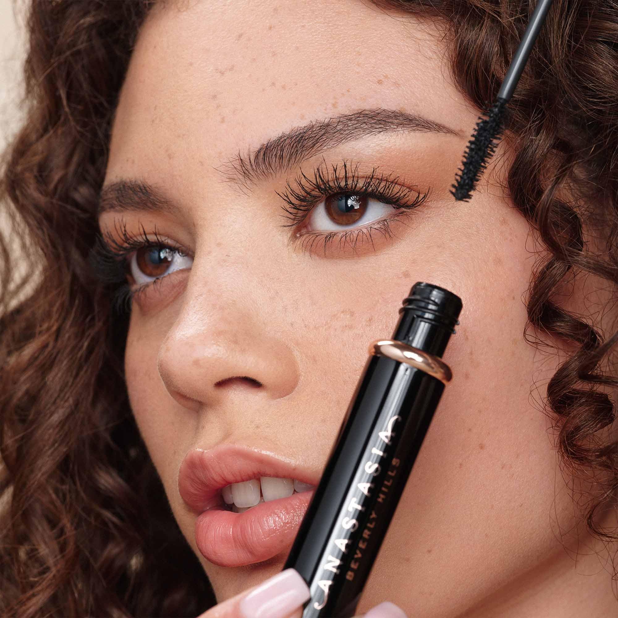 Anastasia Beverly Hills - Lengthened & Volumized Lash Duo