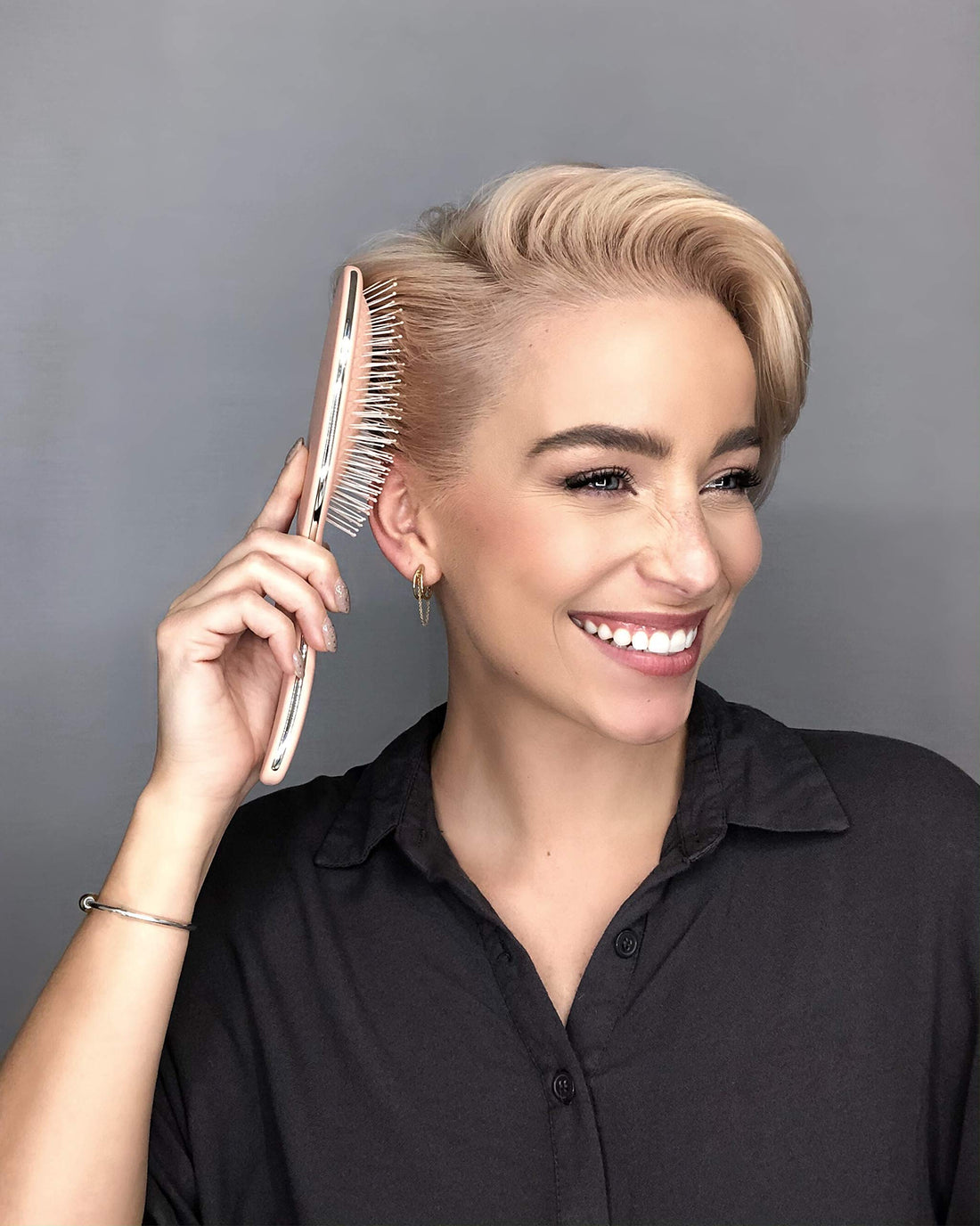 Framar Designed Nails Oval Short Nails Glitter Nail Gel Polish Gramma Grey False Nail Kit including Glue Sticker: Z947