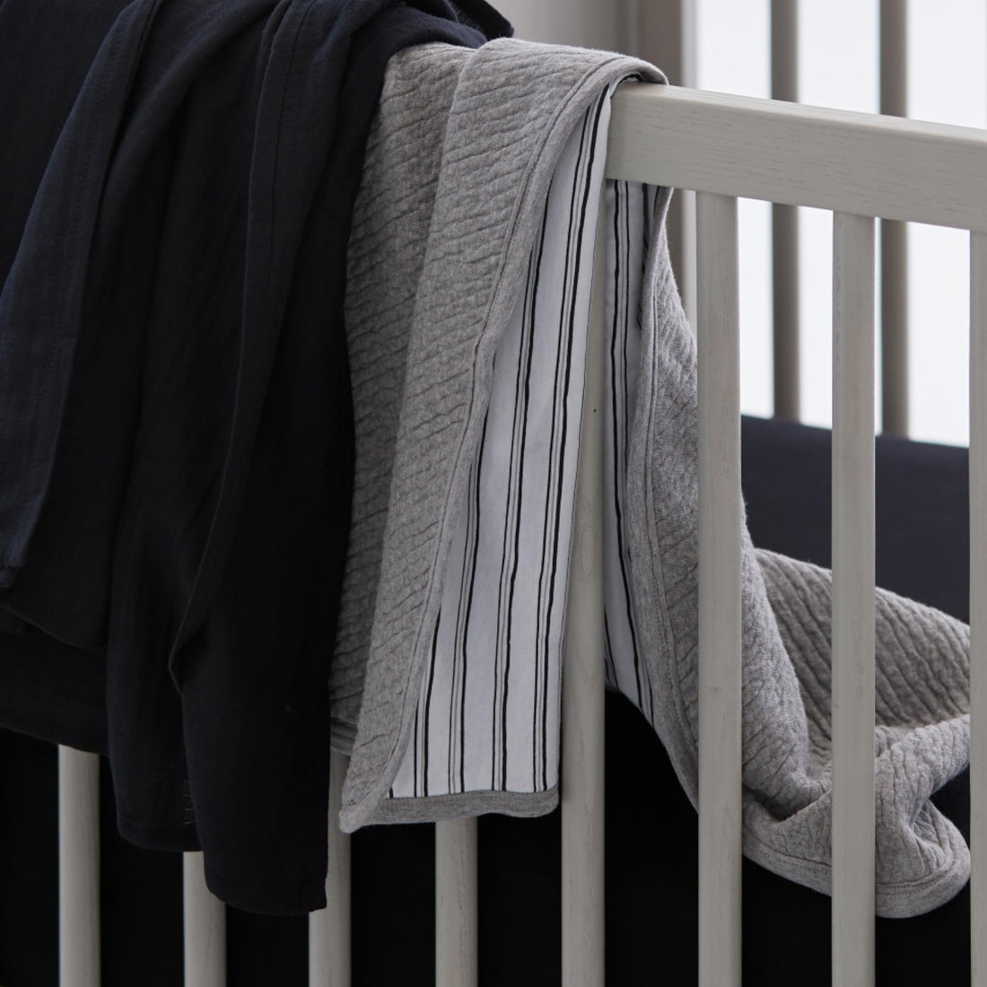 HonestBaby unisex-baby Classics Fitted Crib Sheets Set Standard Mattress, 100% Organic Cotton Baby Boys, Girls, Neutral, 1 Pack - Pattern Play Light Blue, One Size