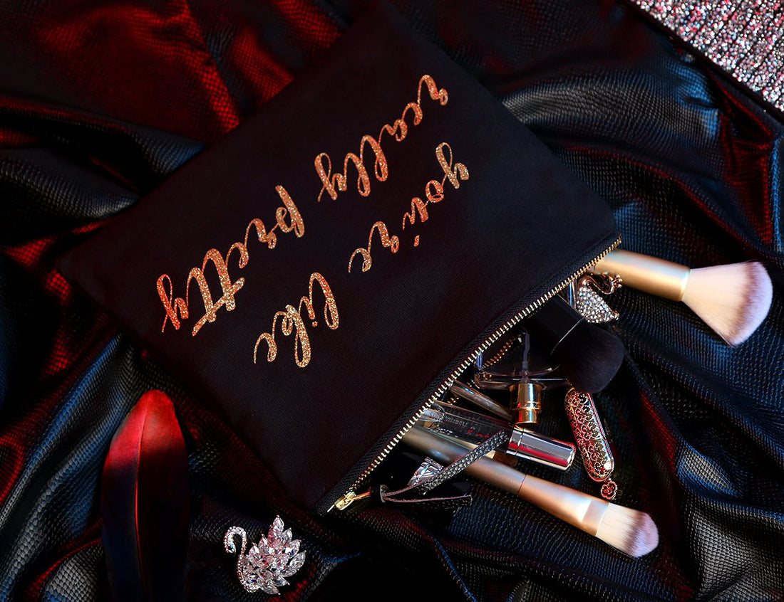 SHERWAY Vintage Wedding Makeup Bag, Black Gold Cosmetic Bag, Canvas Makeup Bag Cosmetic Pouch, Bride Bridesmaid Makeup Bag Gift for Wedding Bridal Shower Party, Makeup Party Graduation Party Gift