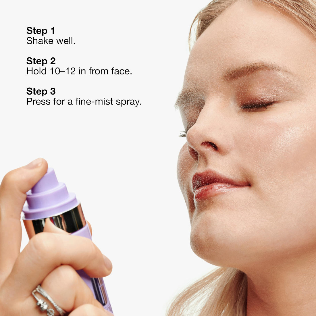 Clinique Set The Day Makeup Setting Spray With Aloe Water + Antioxidants | Sets Makeup All Day | Soothing + Hydrating | Alcohol-Free + Safe For Sensitive Skin, 1.25 Fl Oz