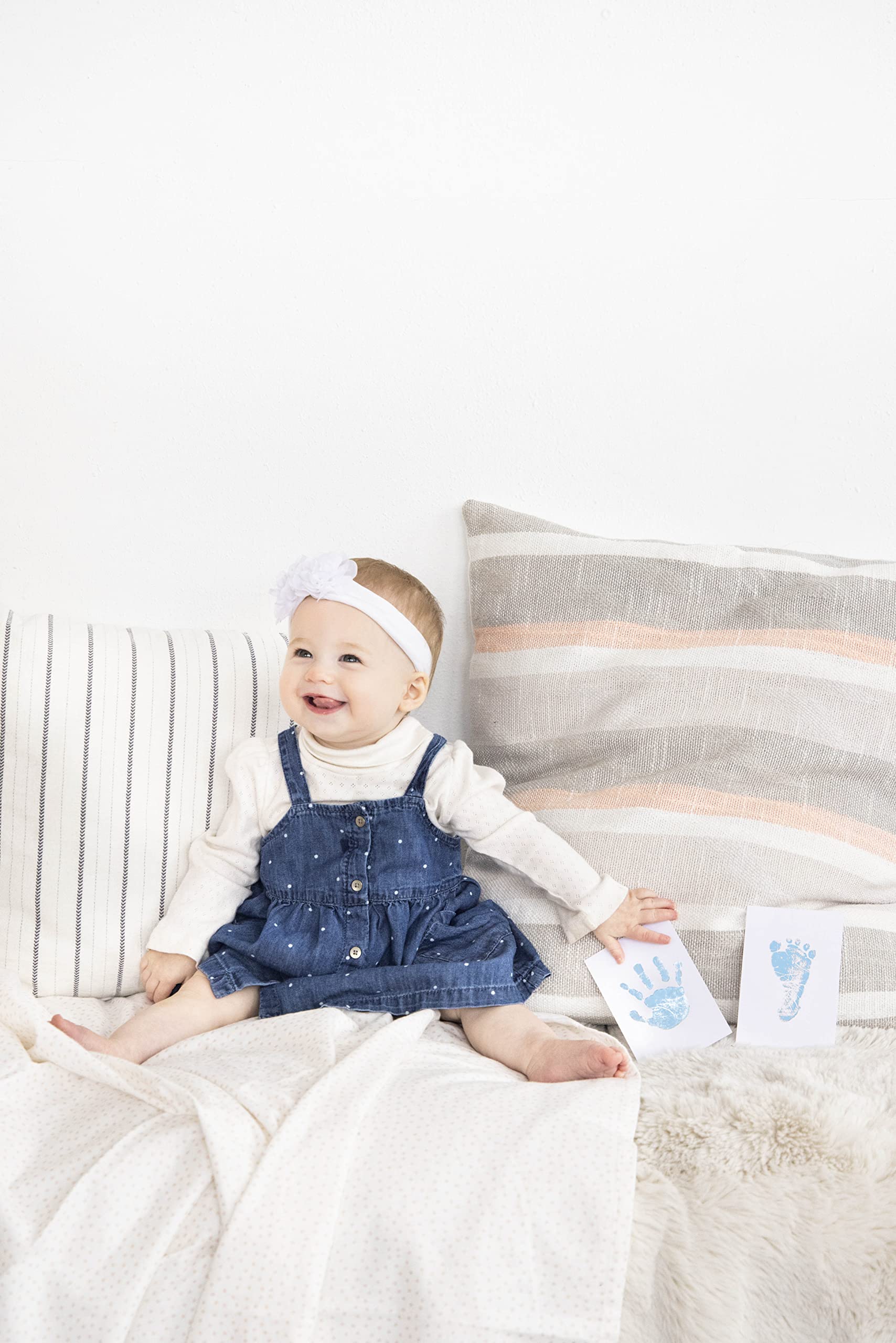 Pearhead Newborn Baby Handprint and Footprint Kit - No Mess Clean-Touch Ink Pad with Impression Cards, Baby Boy Keepsake, Perfect Keepsake for Family, Acid-Free, Blue