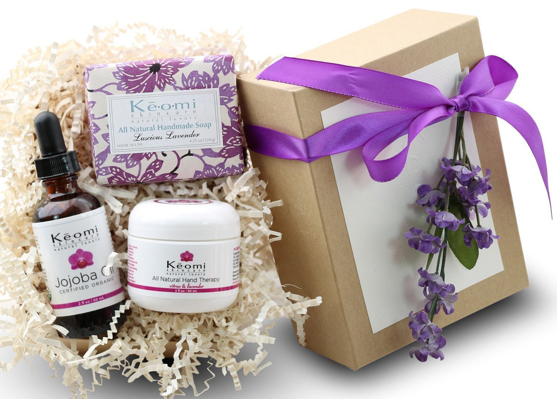 Lavender & Rose Organic Bath & Body Gift Set for Women - Pamper Her w/All Natural Luxury! - Scented w/ Pure Aromatherapy Grade Essential Oils -Beautifully Packaged and Ready to Give