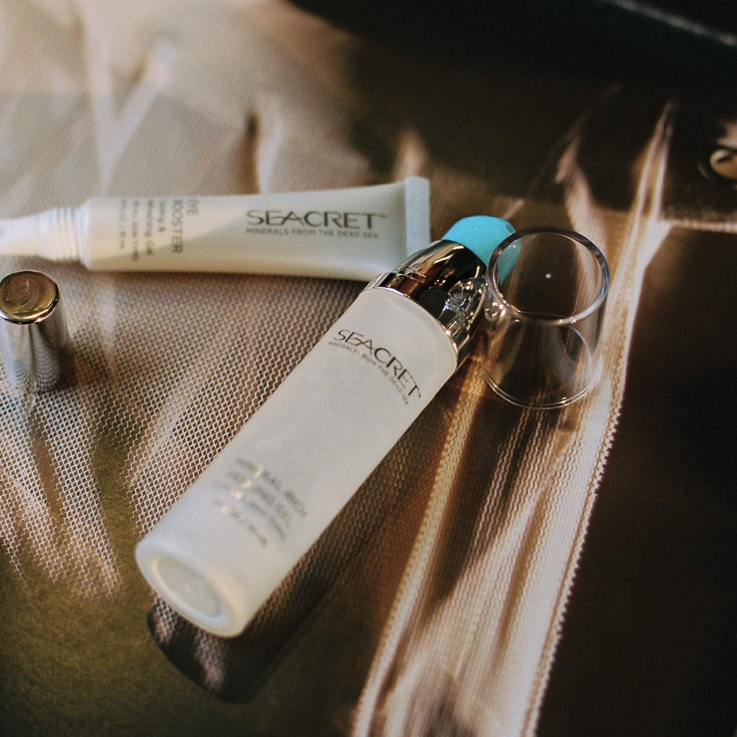 SEACRET - Minerals From The Dead Sea, Mineral-Rich Peeling Gel, 1 FL.OZ.