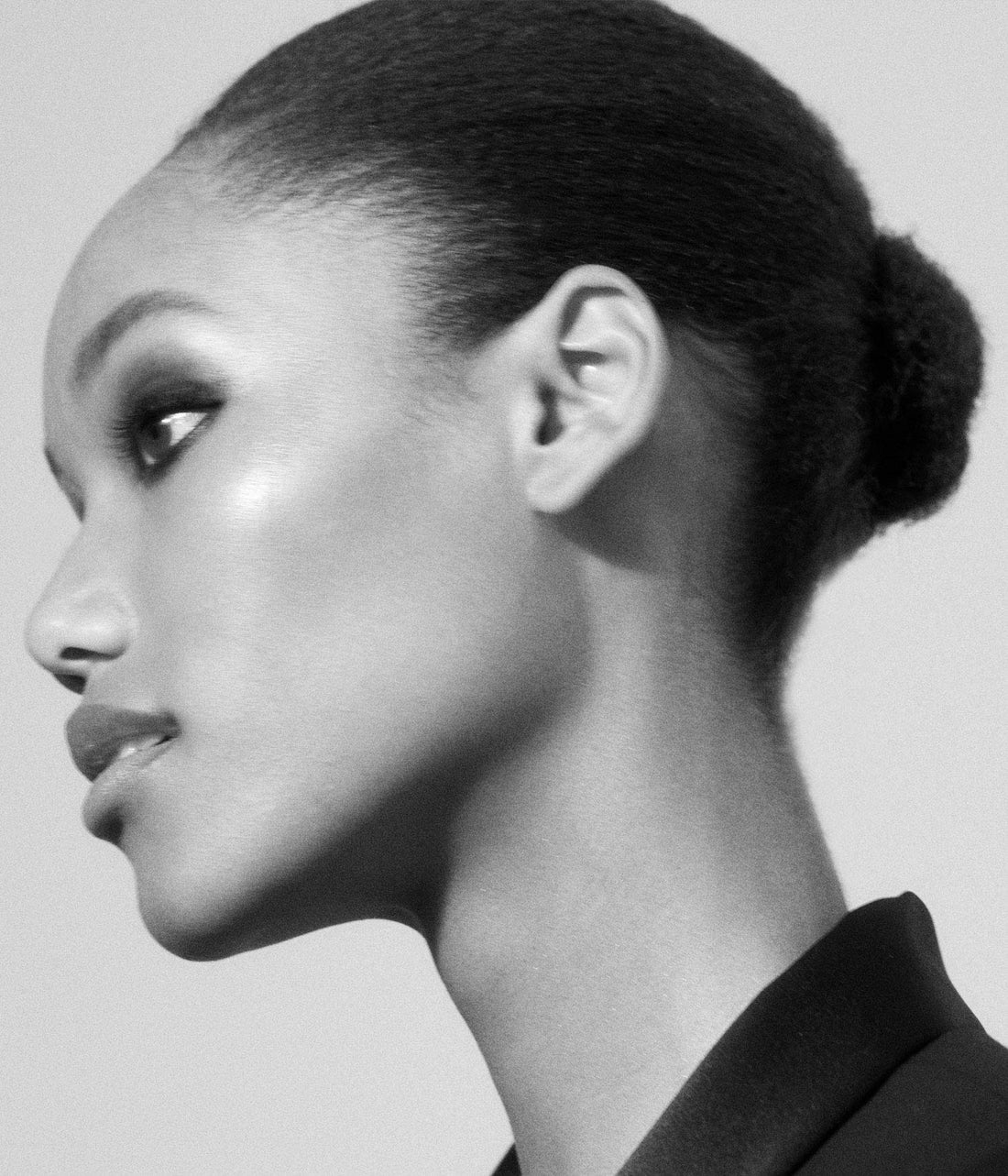 Jillian Dempsey Natural KhÃƒ´l Eyeliner - Cruelty-Free Waterproof Eyeliner Pencil with Built-in Smudger