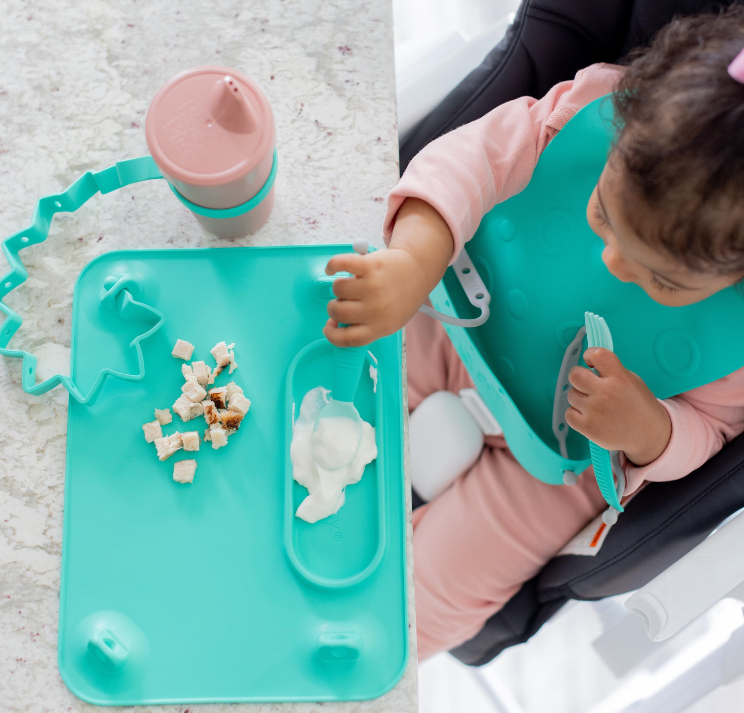 BUSY BABY Silicone Mat - Suction Cups, 4 Straps to Secure Baby Essentials, Self Feeding, Baby Led Weaning, Travel Sleeve Included (Spearmint)