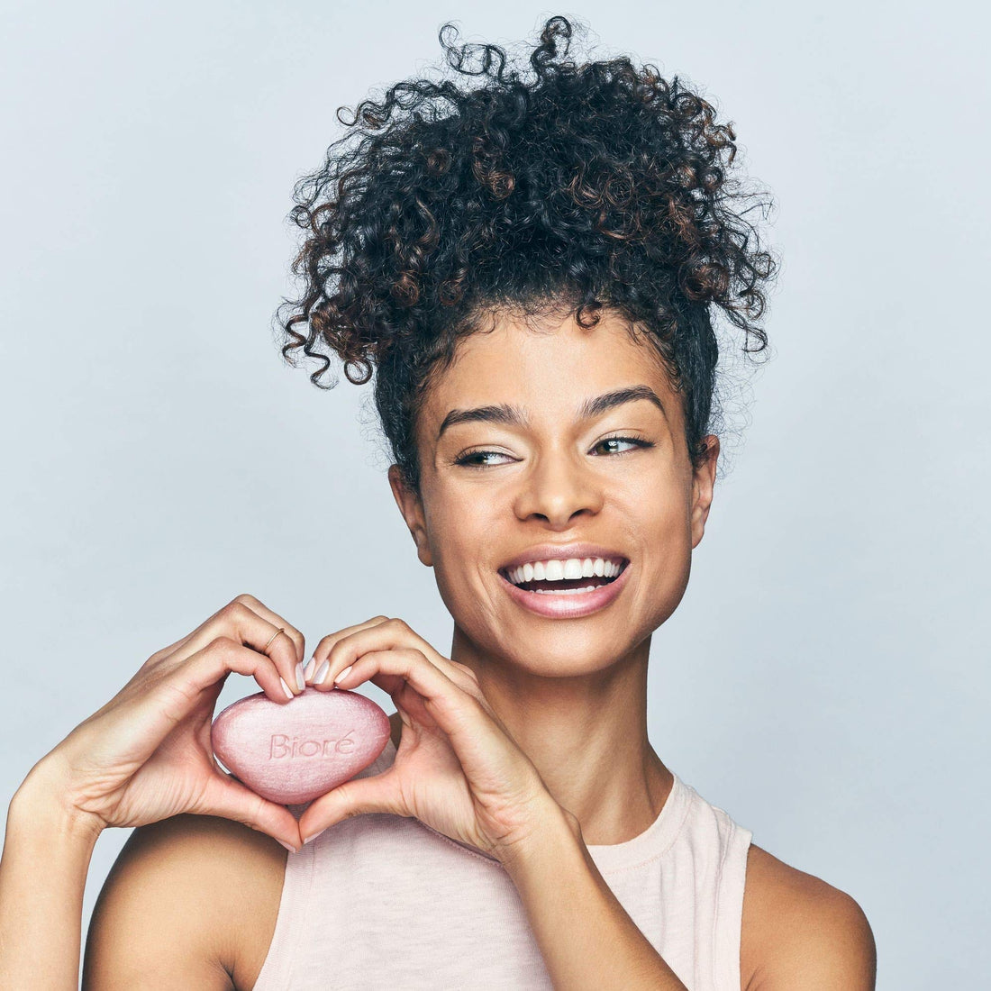 BiorÃƒ© Rose Quartz With Charcoal Facial Cleansing bar, Exfoliating bar Soap, Daily Face Wash, Oil Free, Dermatologist Tested, Cruelty Free, Vegan Friendly, Paraben Free