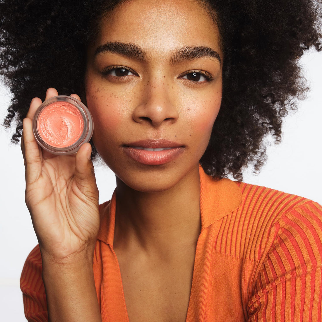 goop Beauty Cream Blush | Sheer Pop of Color for Lips & Cheeks | Vitamin C, Vitamin E & Safflower Oil | Natural Makeup for Glowing Skin | 0.5 oz | Slipper - Creamy Peach