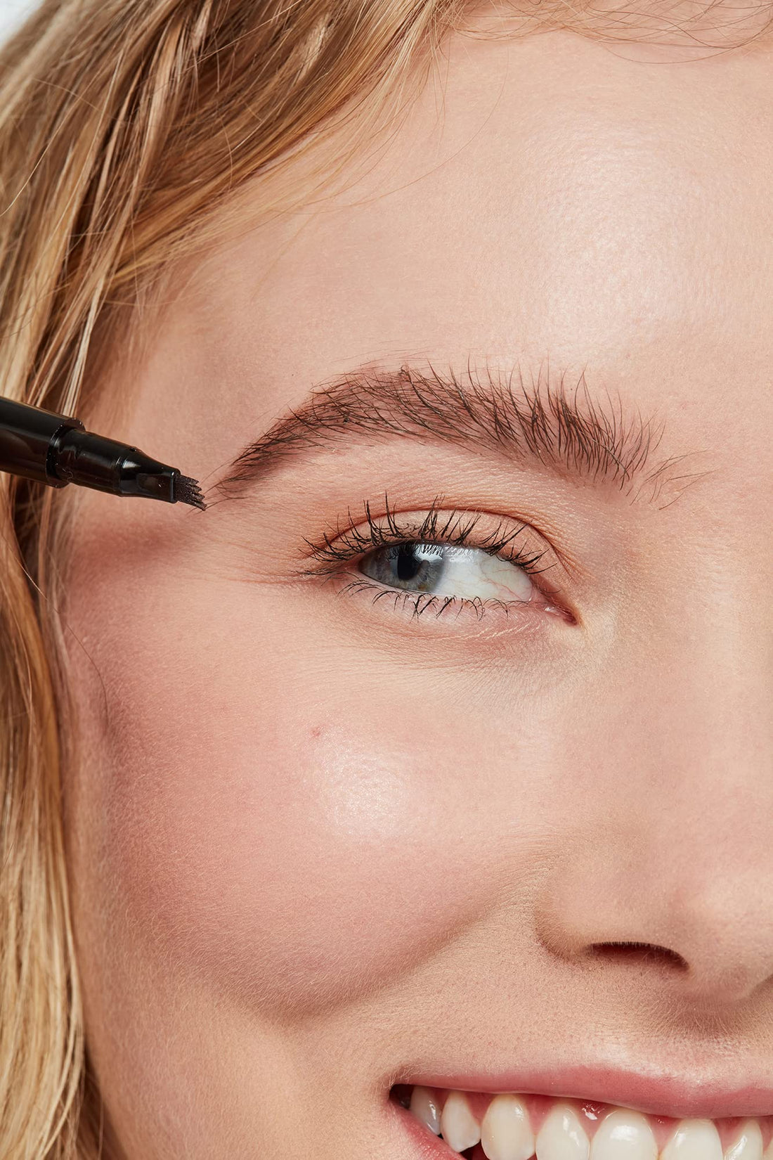 Arches & Halos Microblading Brow Shaping Pen - For a Fuller, More Defined Brow - Long-lasting, Smudge Resistant, Rich Color - Vegan and Cruelty Free Makeup - Sunny Blonde