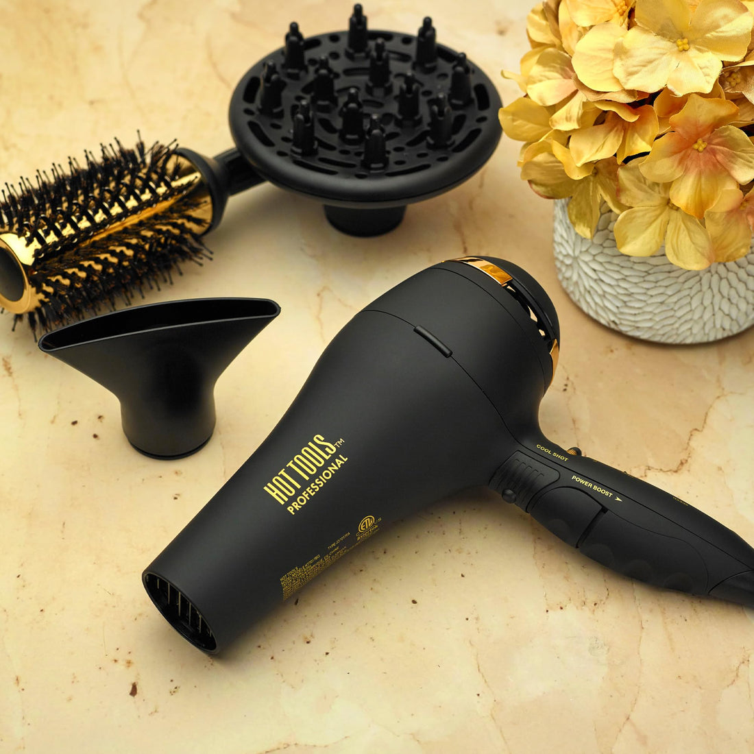 Hot Tools HOT TOOLS Professional 1875W Black Gold Turbo Ionic Dryer