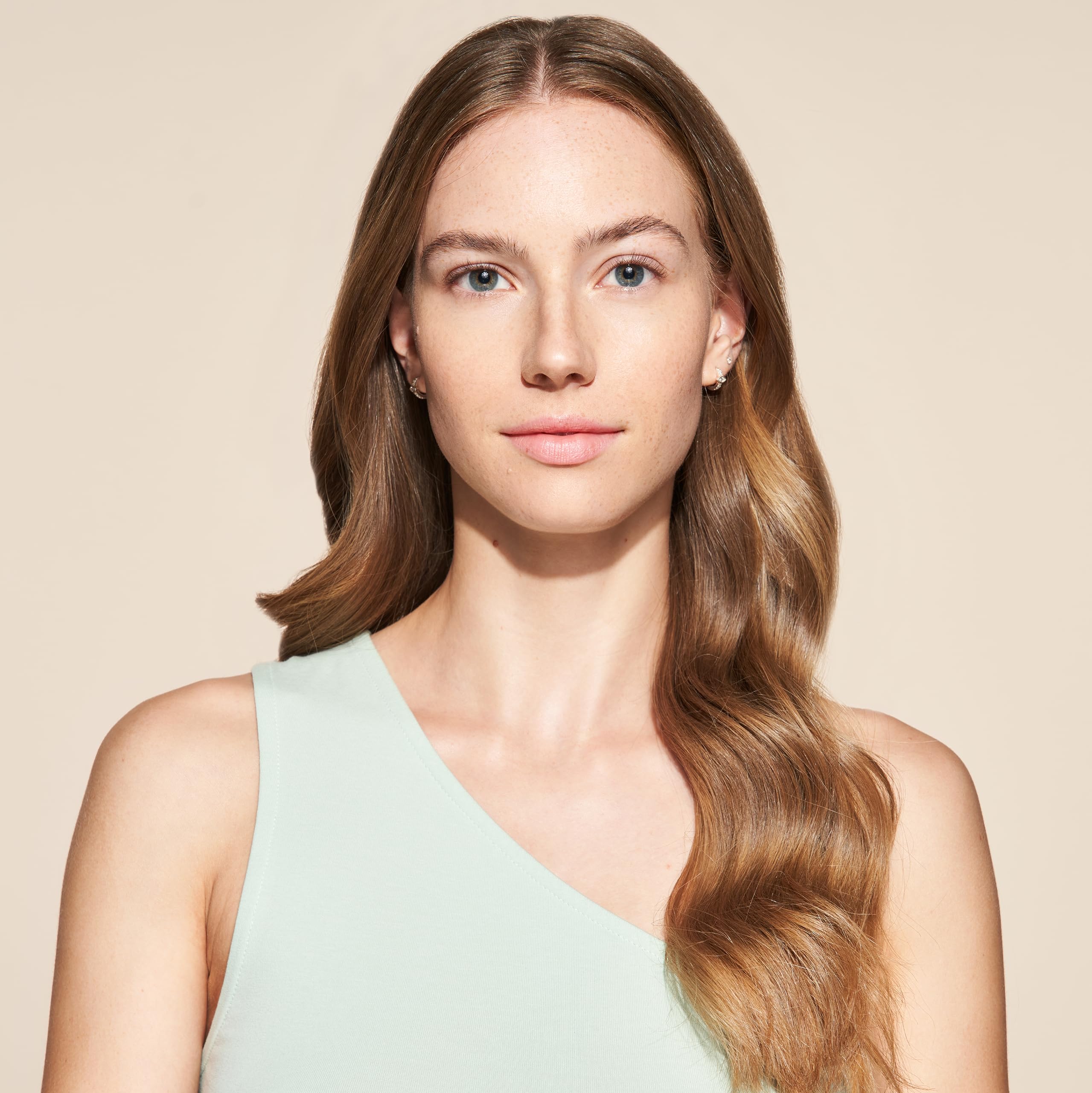 Catrice hd liquid coverage foundation sand beige 030