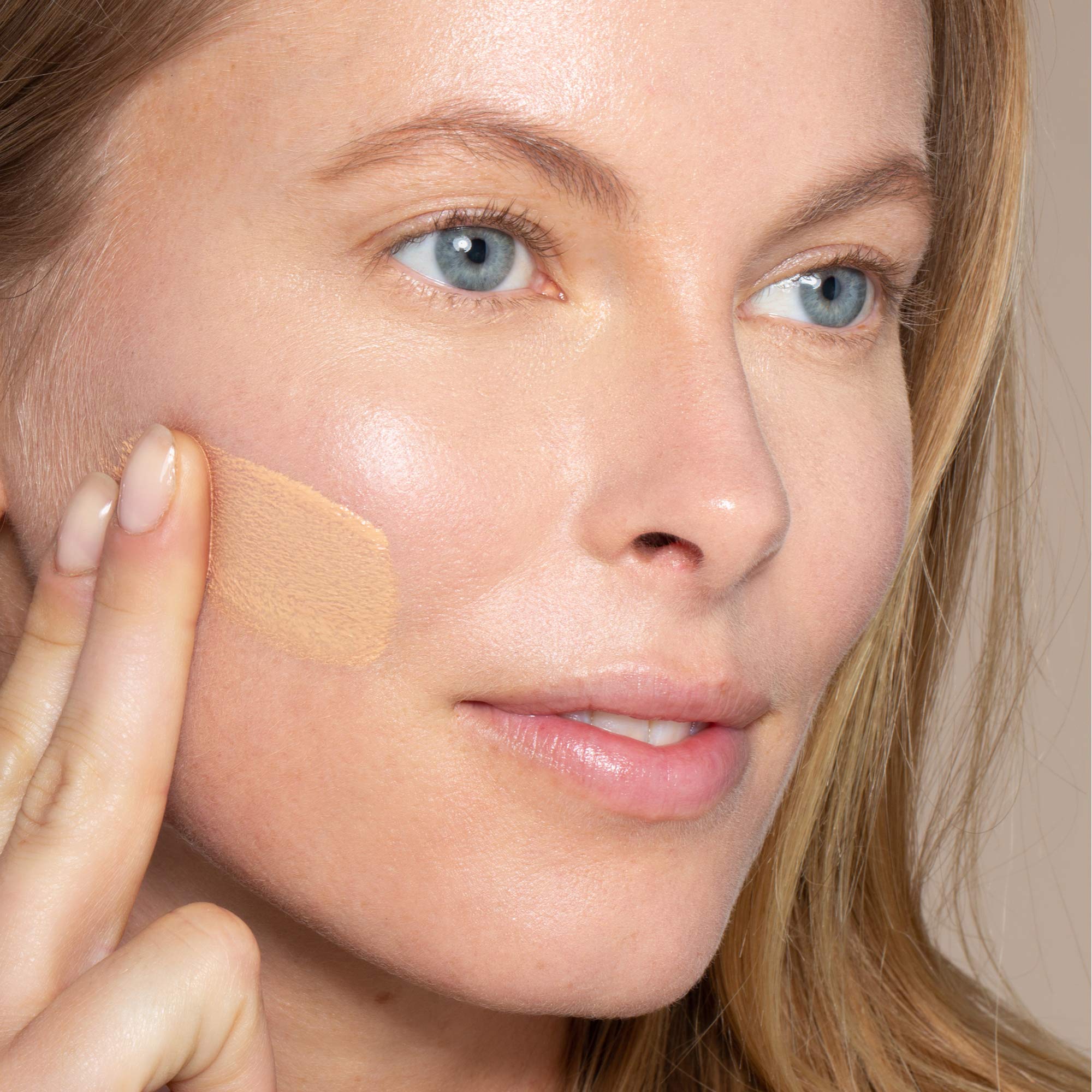 ILIA True Skin Serum Foundation Bowen