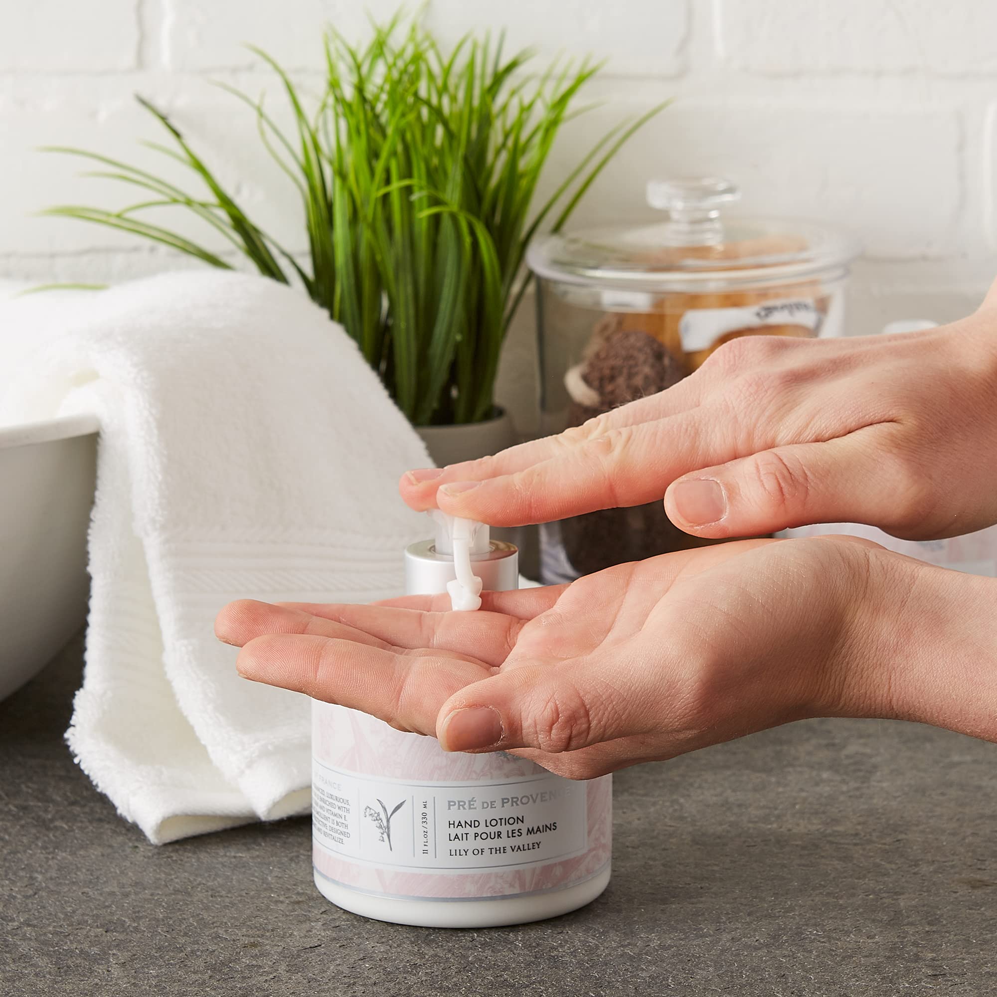 European Soaps 35102LY PrÃƒ© de Provence Lily of the Valley Heritage Lotion