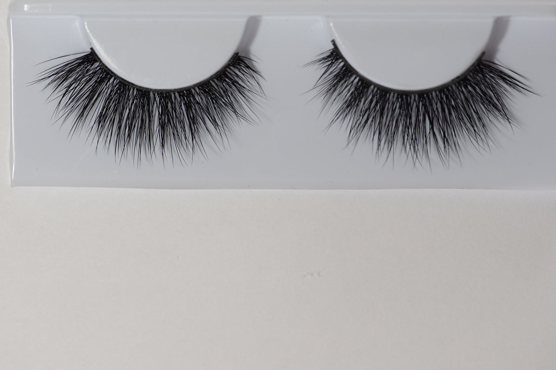 4 Pairs Miss 3D Volume Lash M301