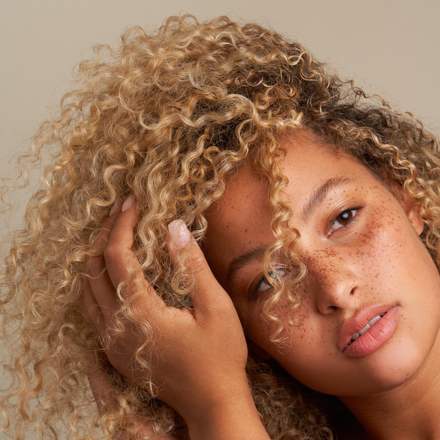 NOT!CE Hair Co. The Hydrator Conditioner Bar - moisturizing | dry & curly hair