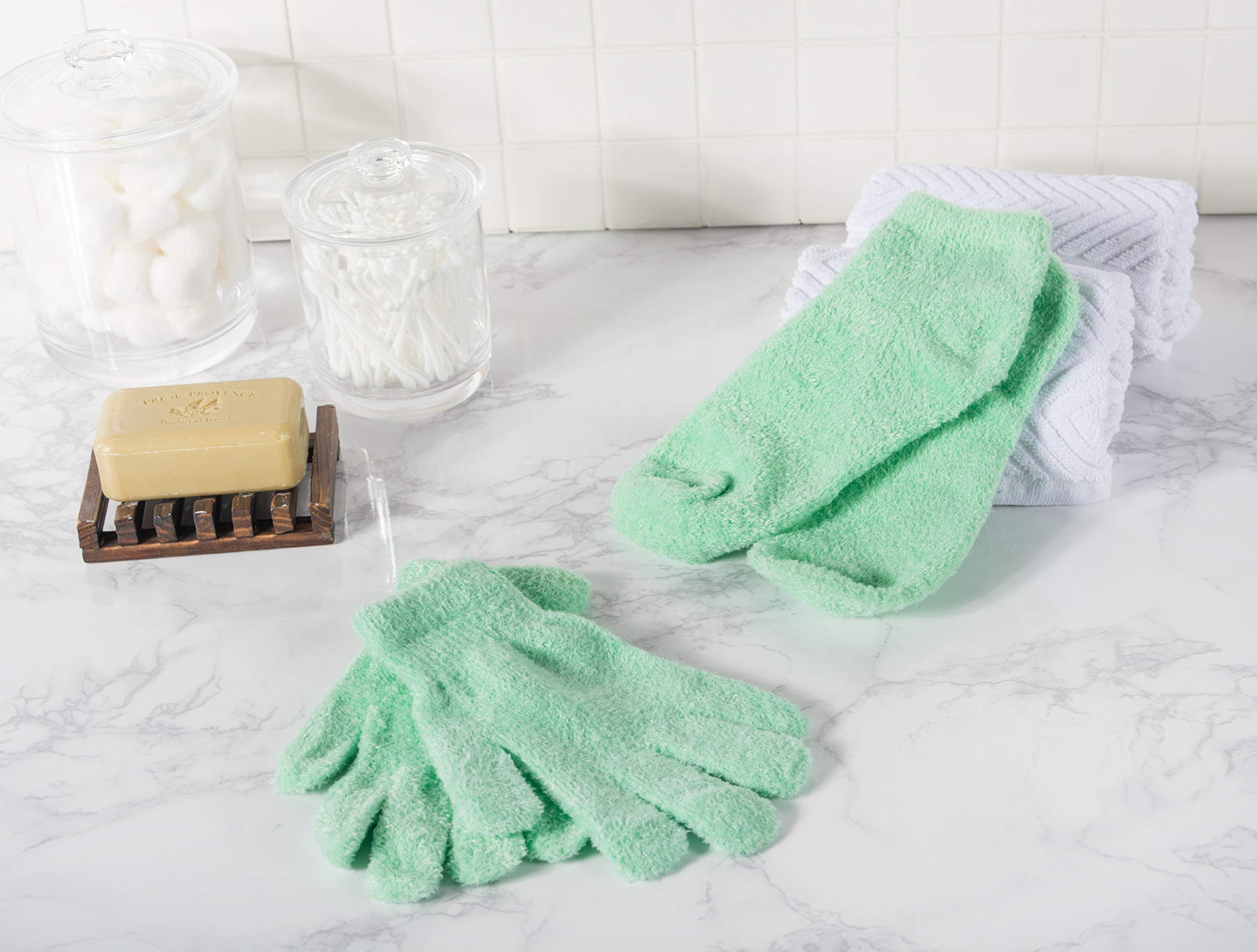 Bucky Aloe-Infused Therapeutic Moisturizing Spa, Gloves, Mint