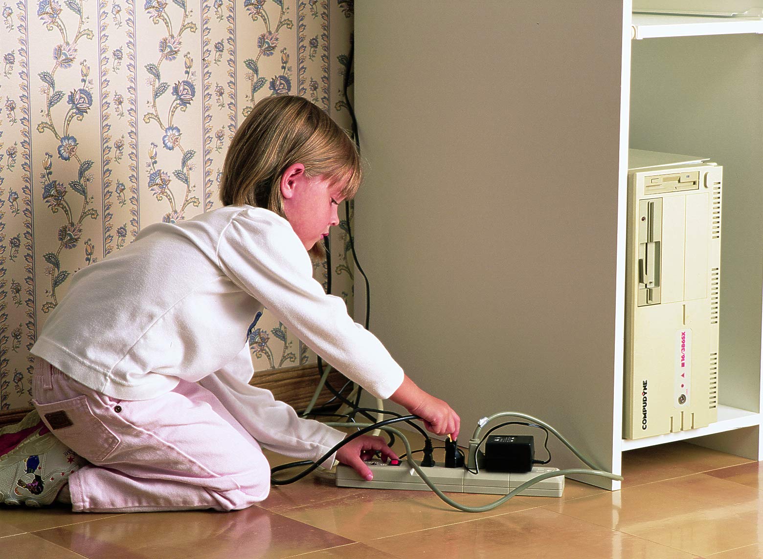 Mommy's Helper Power Strip Safety Cover