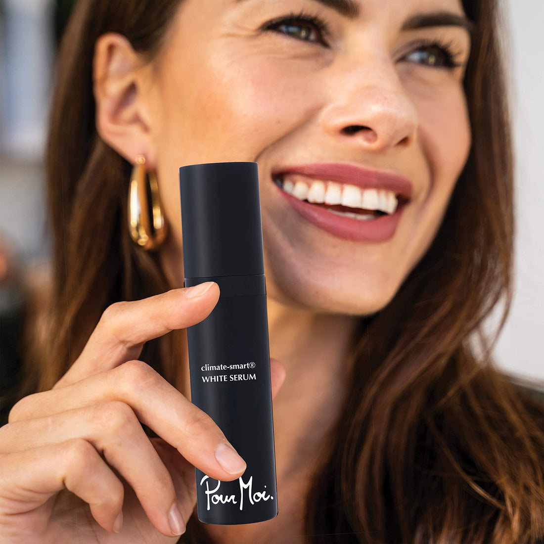 Pour Moi White Serum | Hydrating, Brightening, Anti-Aging Serum for Oily Skin feat. Retinol & Squalane for Balancing Skin