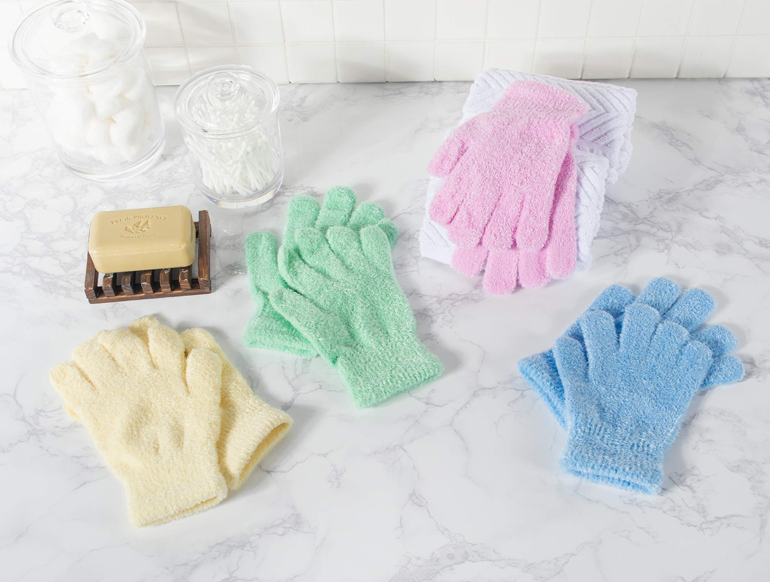 Bucky Aloe-Infused Therapeutic Moisturizing Spa, Gloves, Mint