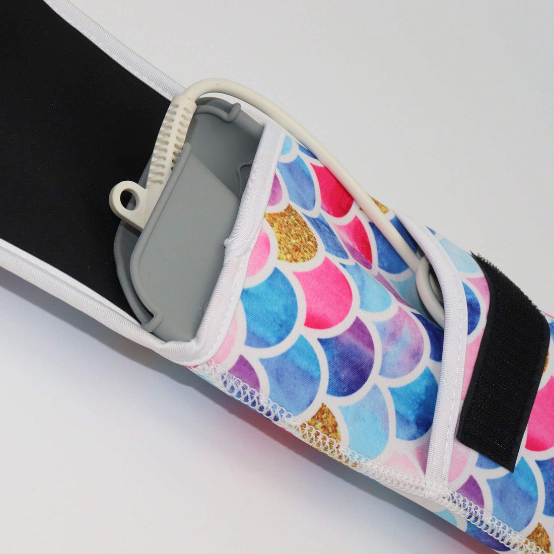 Heat Resistant Neoprene Silicone Travel Hair Curler Mat Holder and Curling Flat Iron Storage Pouch Set, Mermaid