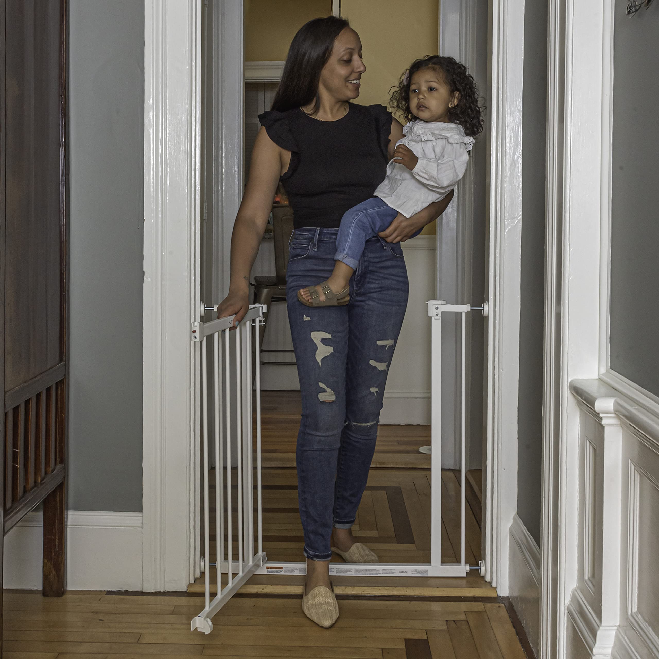 Summer Infant Everywhere Extra Wide Walk-Thru Safety Pet and Baby Gate, 28.75 - 39.75 Wide, 30 Tall, Pressure or Hardware Mounted, Install In-between Rooms, Doorways & Stairways - White Metal