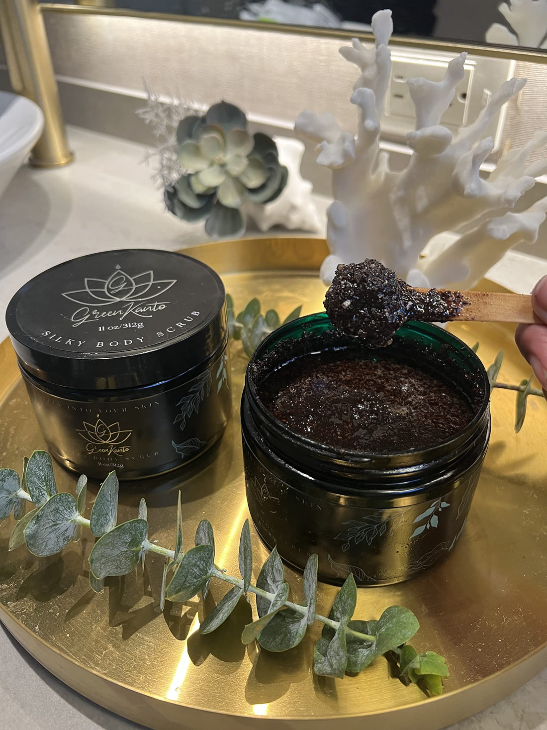 Greenkanto Colombian Coffee Body Scrub with organic Almond Oil Reduce Cellulite, Hydrates and Rejuvenates the skin