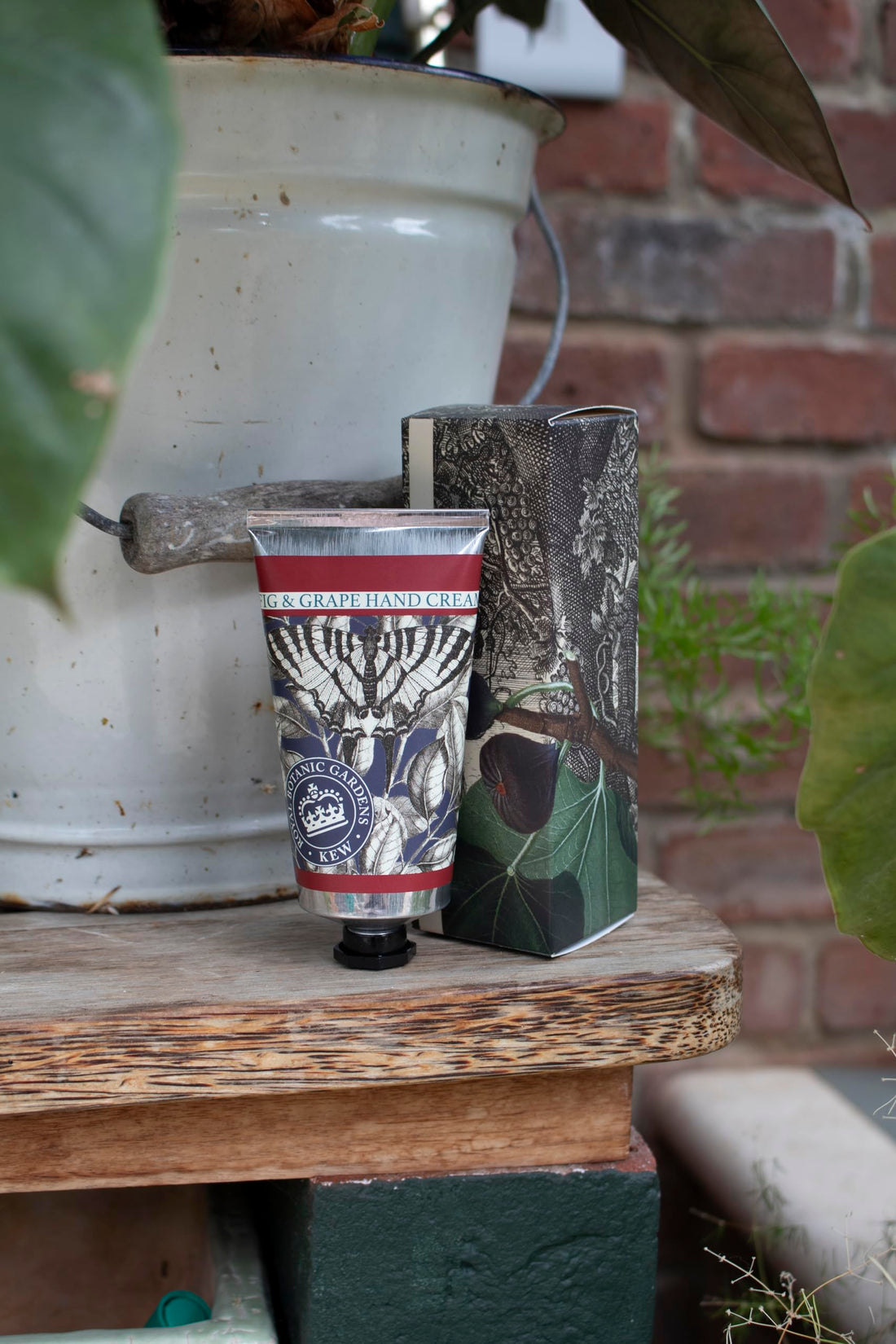 Royal Botanical Gardens, Kew Fig & Grape Hand Cream, 75mls