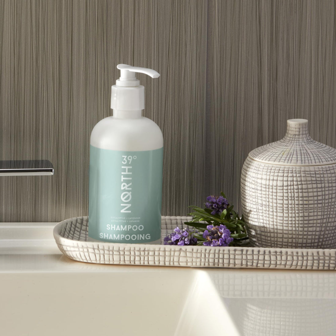 39° North Shampoo - Eucalyptus & Lavender Scent - Featured in Courtyard by Marriott and Residence Inn Hotels - Cleansing & Moisturizing - All Natural Shampoo - 8.5oz