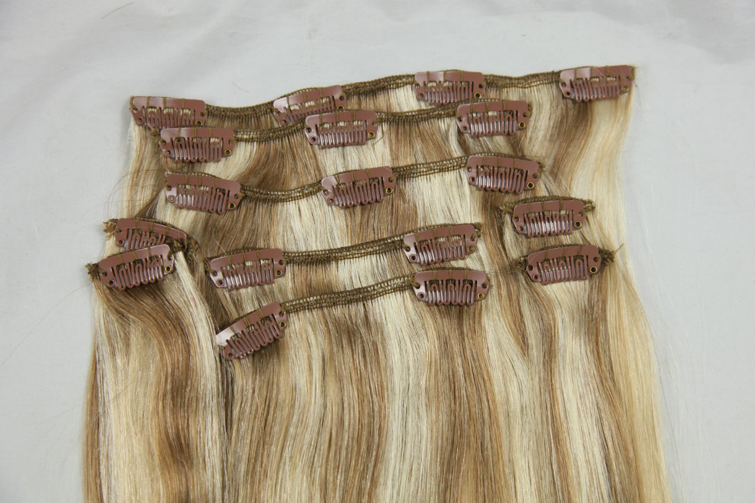 Tressmatch® 20-22 Remy (Remi) Human Hair Clip in Extensions Brown Blonde Highlights (Color #12/613) 9 Pieces(pcs) Full Head [Set Weight:4.4s/125grams