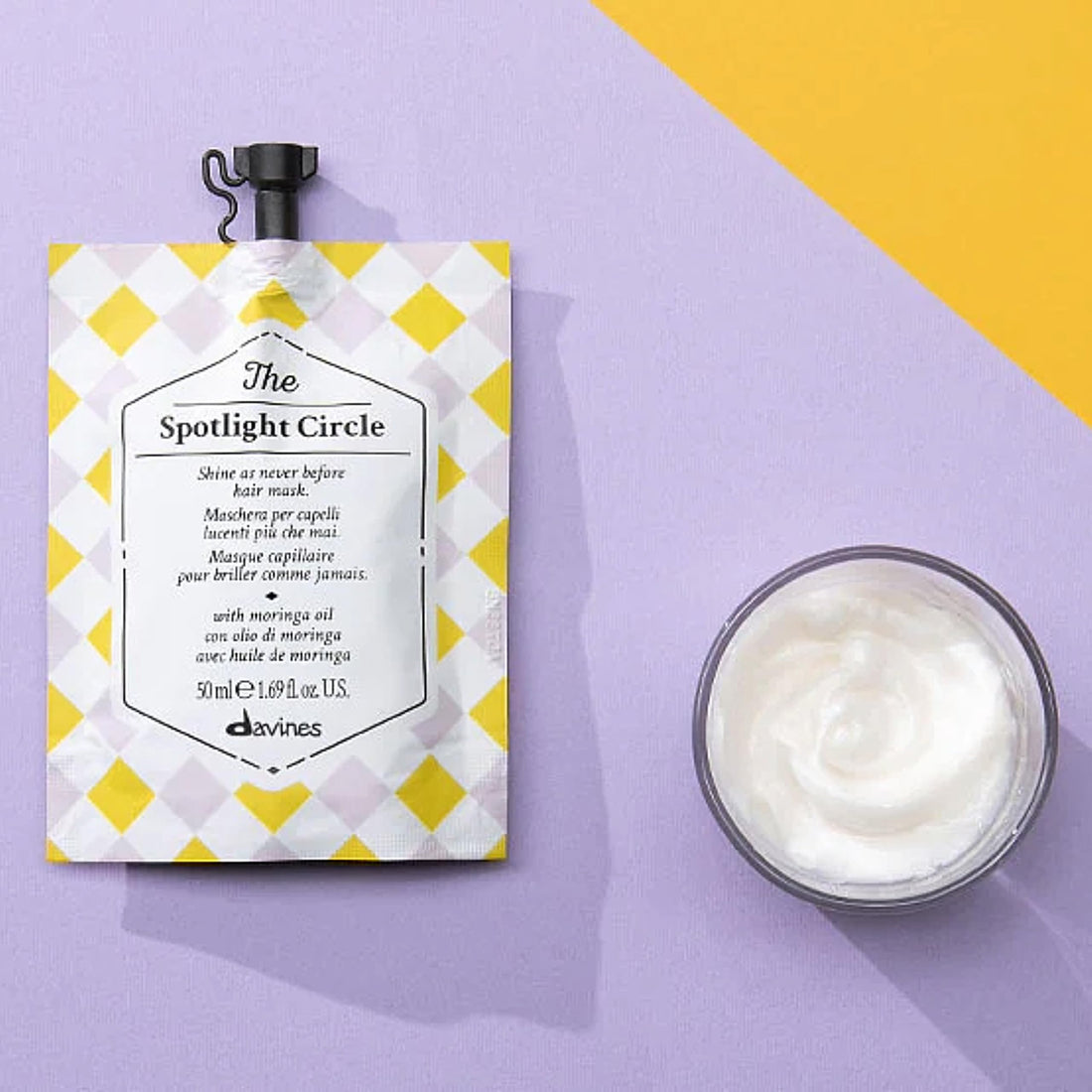 Davines The Spotlight Circle, Shine Enhancing Mask For Dull Hair, Boost Style Weightlessly, 1.69 fl. oz.