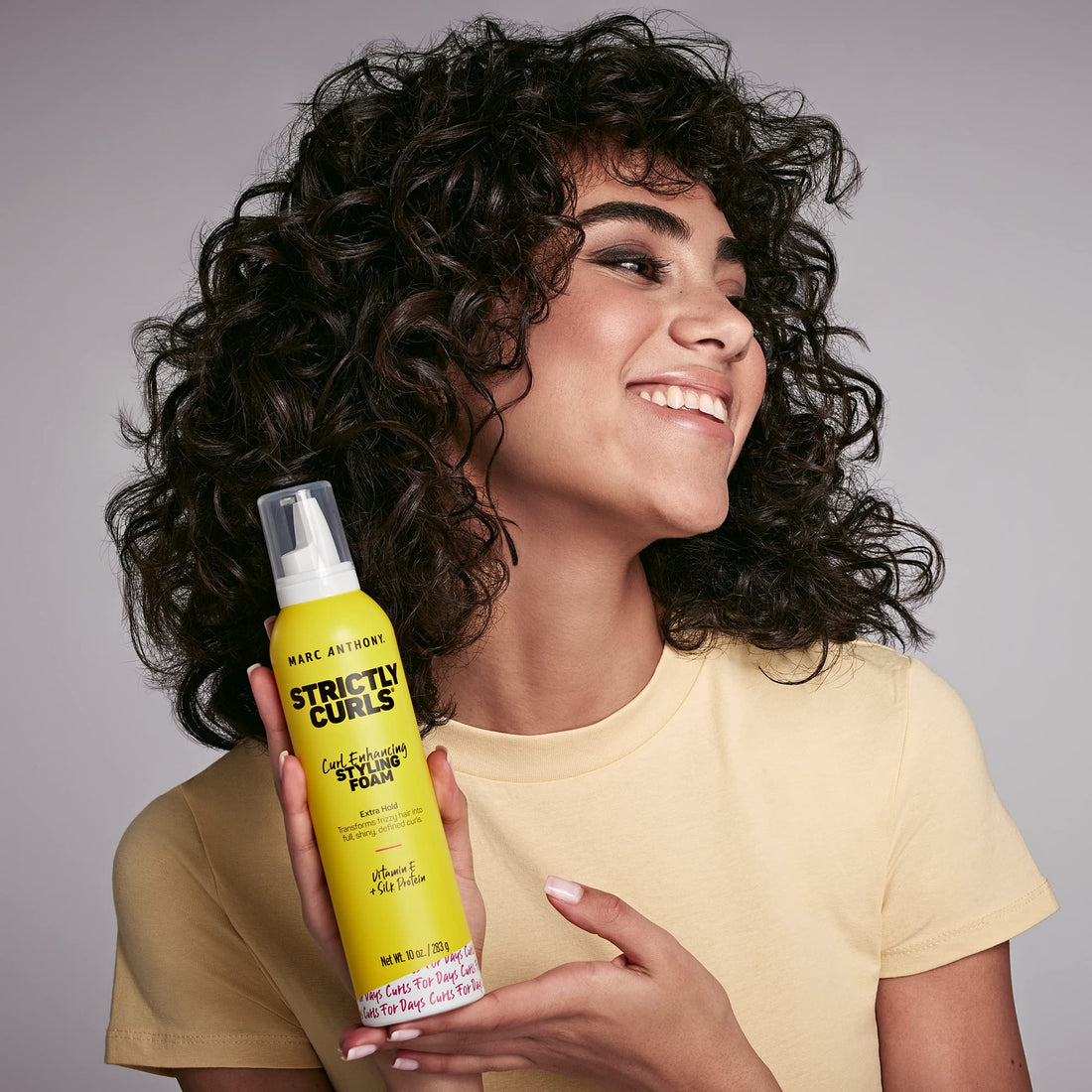 Marc Anthony Curl Enhancing Styling Foam, Extra Hold, Strictly Curls - Vitamin E & Silk Proteins Transforms Frizzy Hair to Full, Shiny, Defined Curls - Sulfate-Free Anti-Frizz Styling Mousse Product