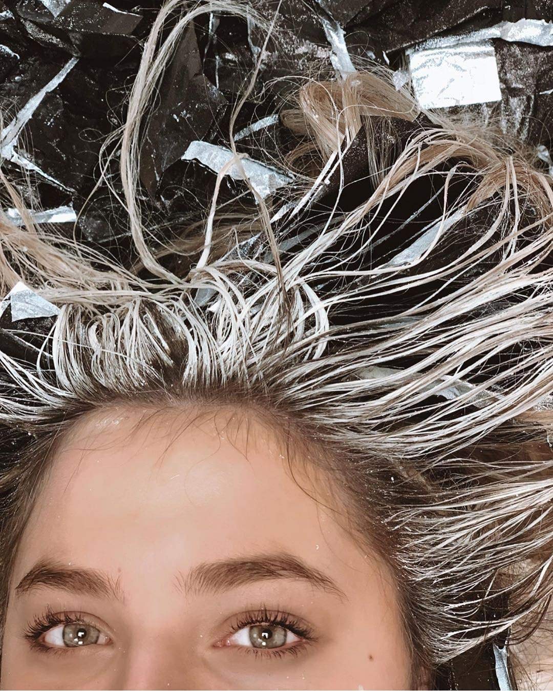 Framar Back In Black Embossed Foil Roll - 5 Inch x 330 Ft Medium