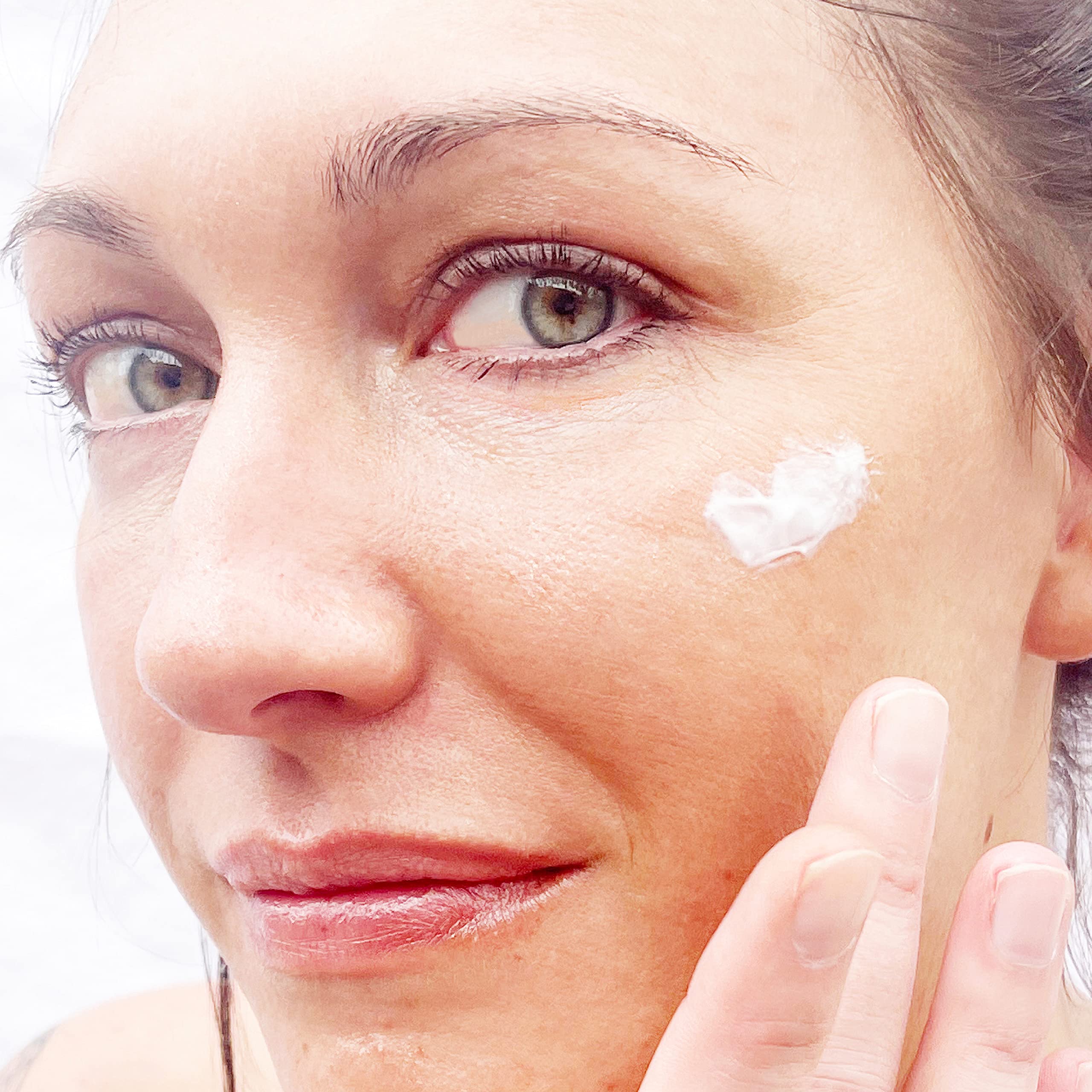 Alpha Skin Care - Essential Renewal Lotion, 10% Glycolic AHA, Real Results for Lines and Wrinkles| Fragrance-Free and Paraben-Free| 4-Ounce (Packaging May Vary)