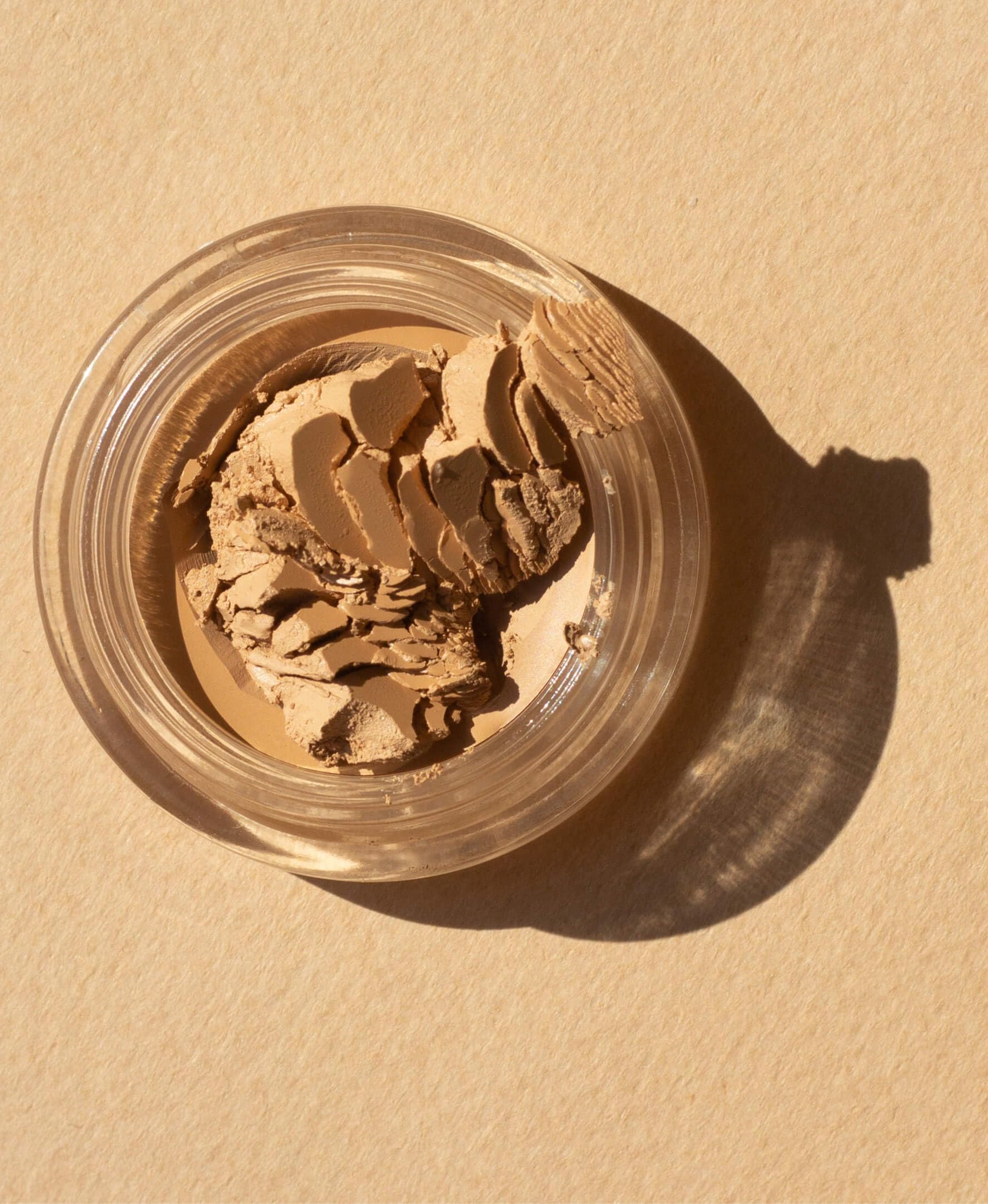 Chai: Ere Perez - Natural Arnica Concealer (Chai)