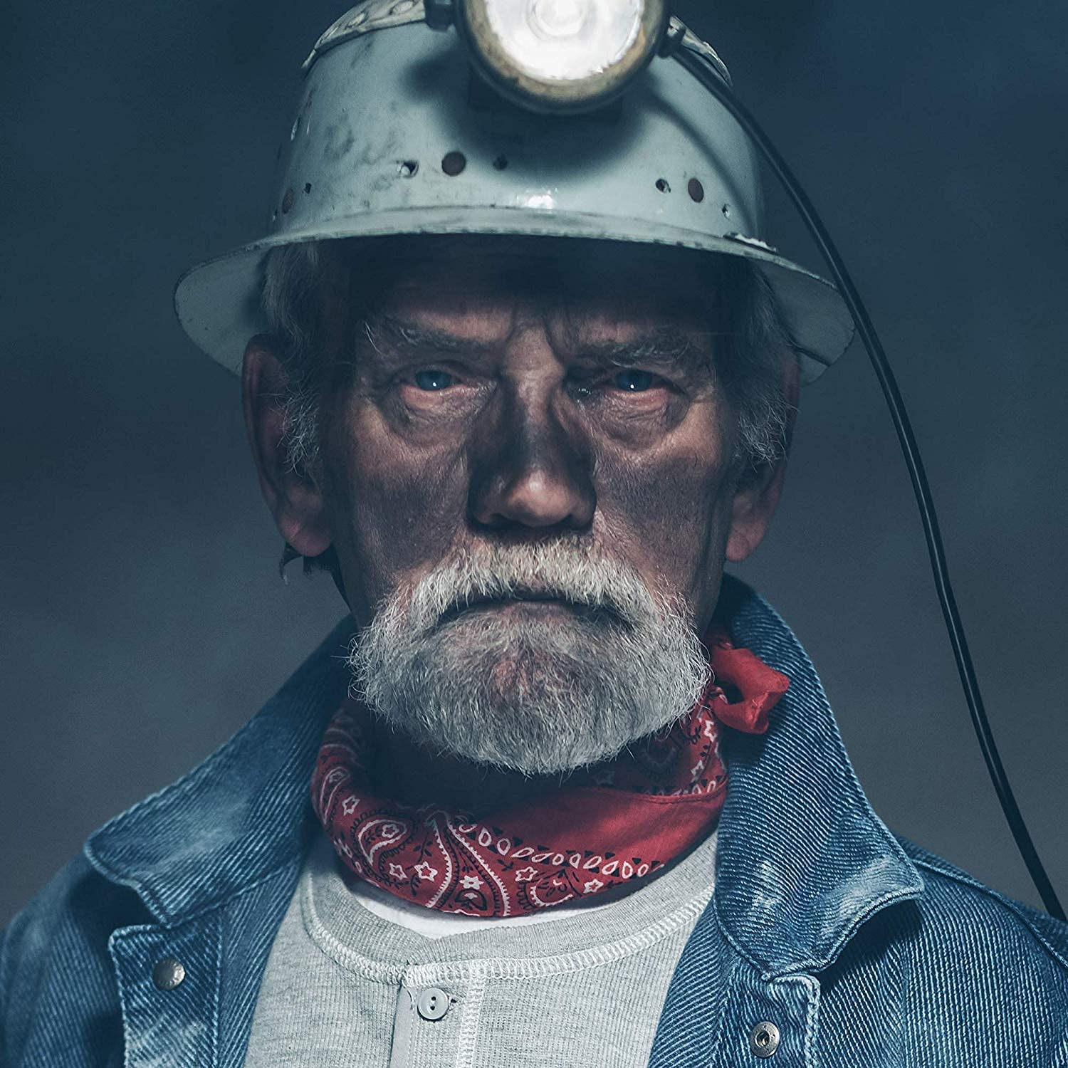 Mehron Makeup Charred Ash Powder (2.3 oz)