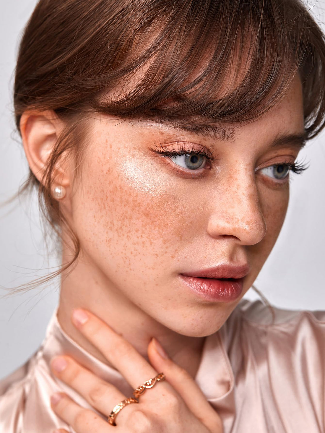 SHEGLAM Fairy Wand Precision Highlighter Pencil Long Wear Brighten Eyes Silky Smooth Blendable Cream Eyeliner Eye Makeup - Ethereal Shimmer