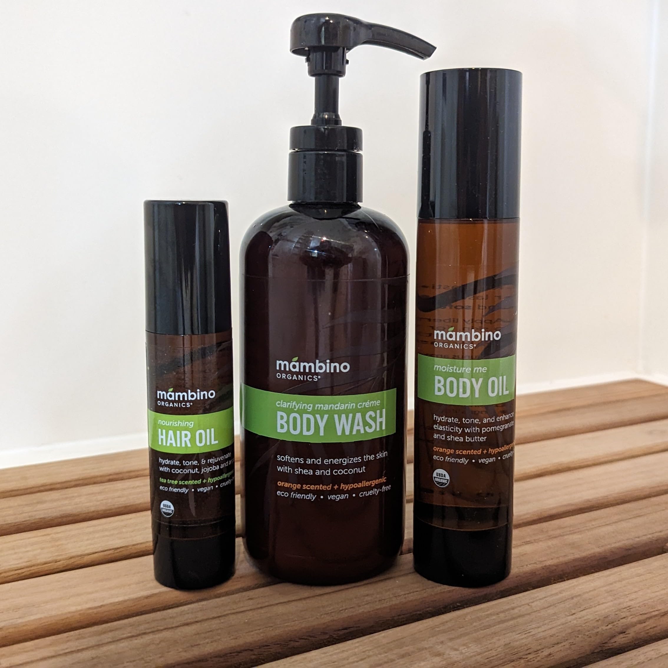 Mambino Organics Moisture Me Body Oil – Organic, Pure Blend of Dutch Shea, Spanish Almond & Turkish Pomegranate – Hydrate for Relaxed Skin – Cruelty-Free Skin Care, 2 fl oz