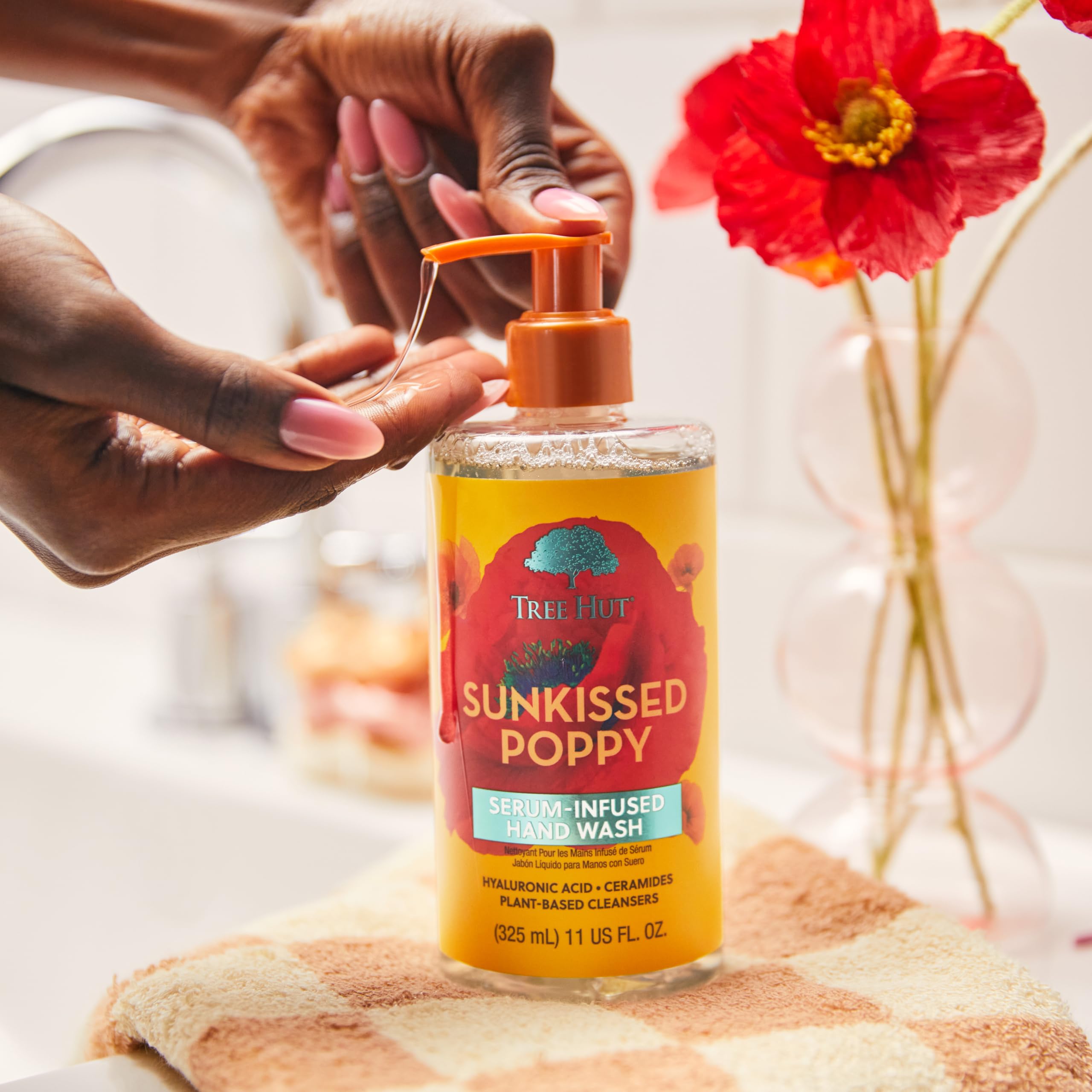 Tree Hut Sunkissed Poppy Serum Infused Hand Wash | Nourish & Hydrate Hands with Strengthening Skin Care | Long Lasting Scent | Cleanse & Lock in Moisture | 11 fl oz.