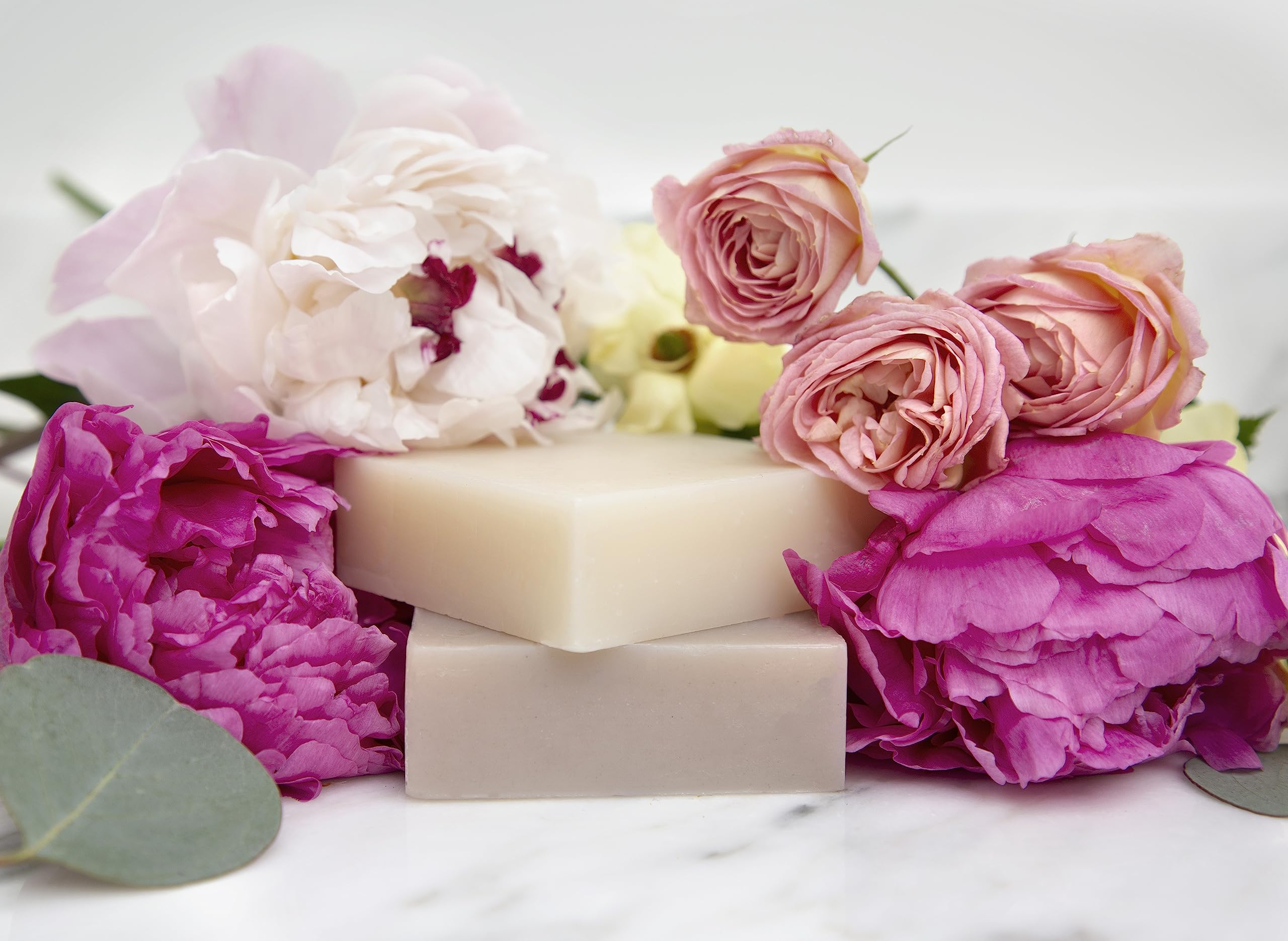 Edens Garden Lavender Bar Soap - Natural Cold-Processed with Pure Essential Oils for Hydrating, Moisturizing, & Calming Skin - Handmade Aromatherapy Gentle Bath Soap for Face & Body, 4.5 oz (127 g)