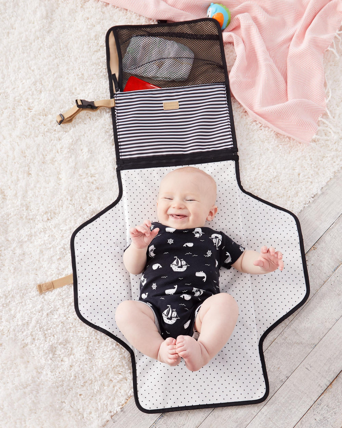 Skip Hop Portable Baby Changing Pad, Pronto, Black & White Stripe
