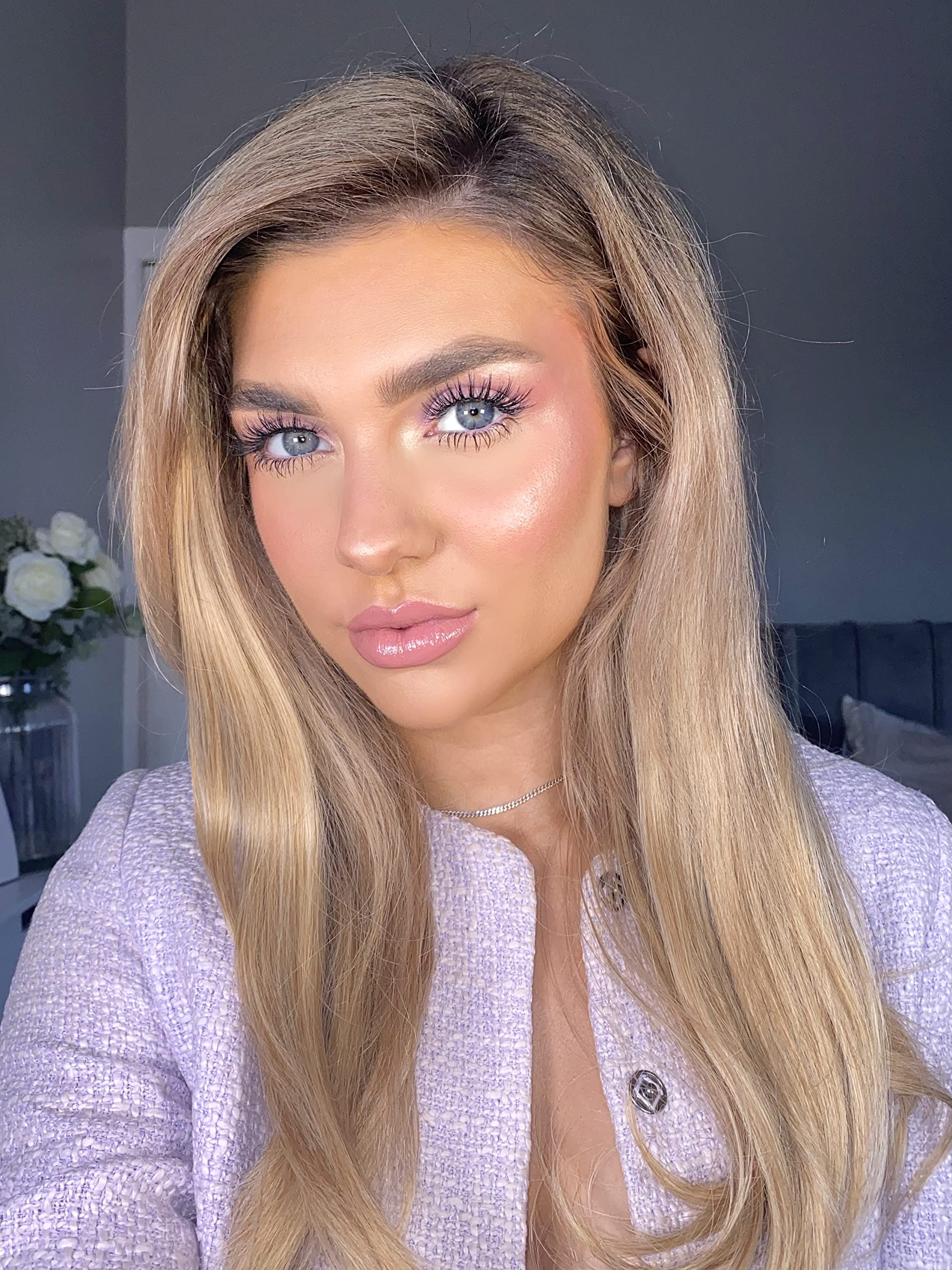 Makeup Revolution Pore Blur Primer, Pore Minimizing Face Primer with Vitamin E, Smoothing & Nourishing Formula 0.95fl.oz