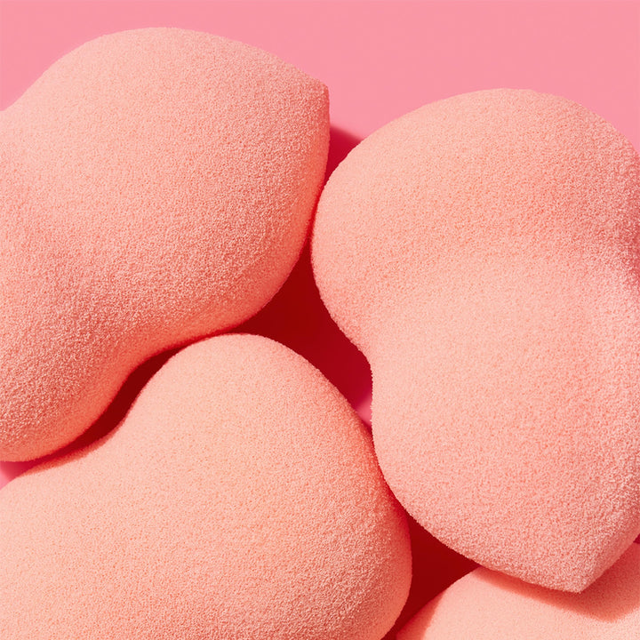 e.l.f. Cosmetics Blending Sponge, Flawlessly Applies Makeup for a Smooth, Professional Finish