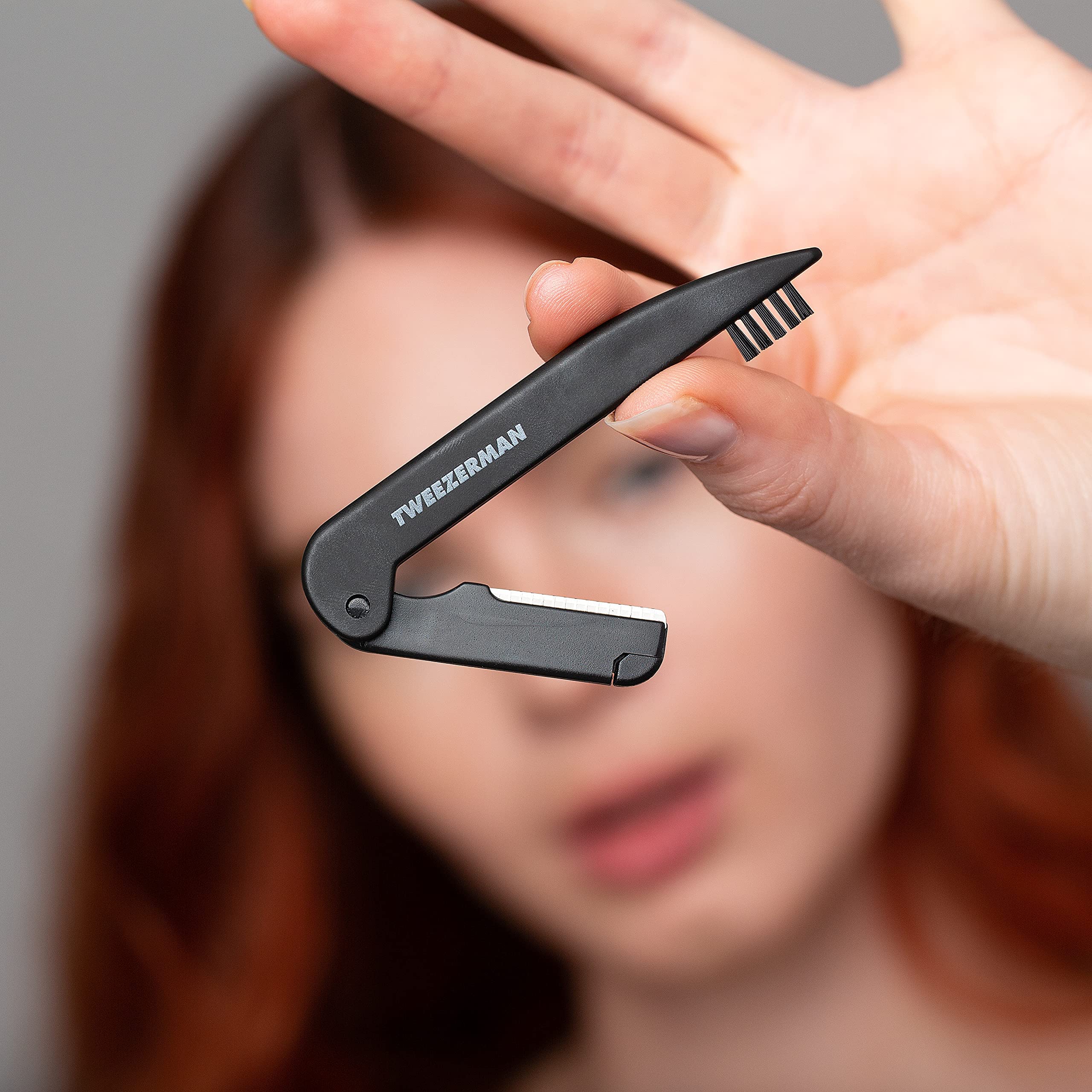 Tweezerman Precision Folding Brow Razor - Eyebrow Razor for Women and Men