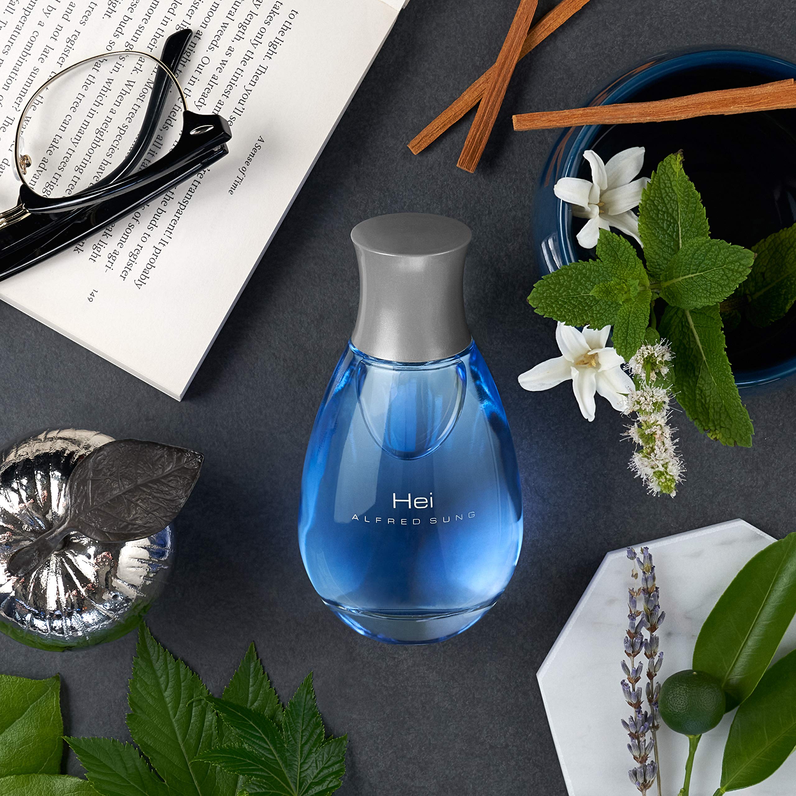 Alfred Sung HEI Cologne For Men, Eau De Toilette Spray Vaporisation for Day or Night, 3.4 oz