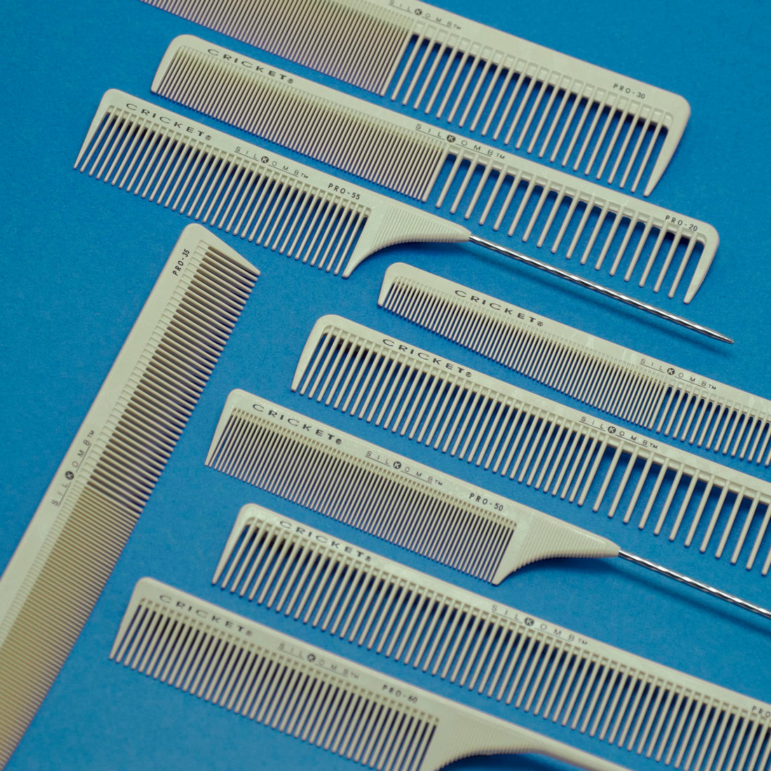 Cricket Silkomb Pro-60 Medium Tooth Rattail Professional Hair Stylist Comb for Teasing Sectioning Parting Lifting Styling Coloring Hair