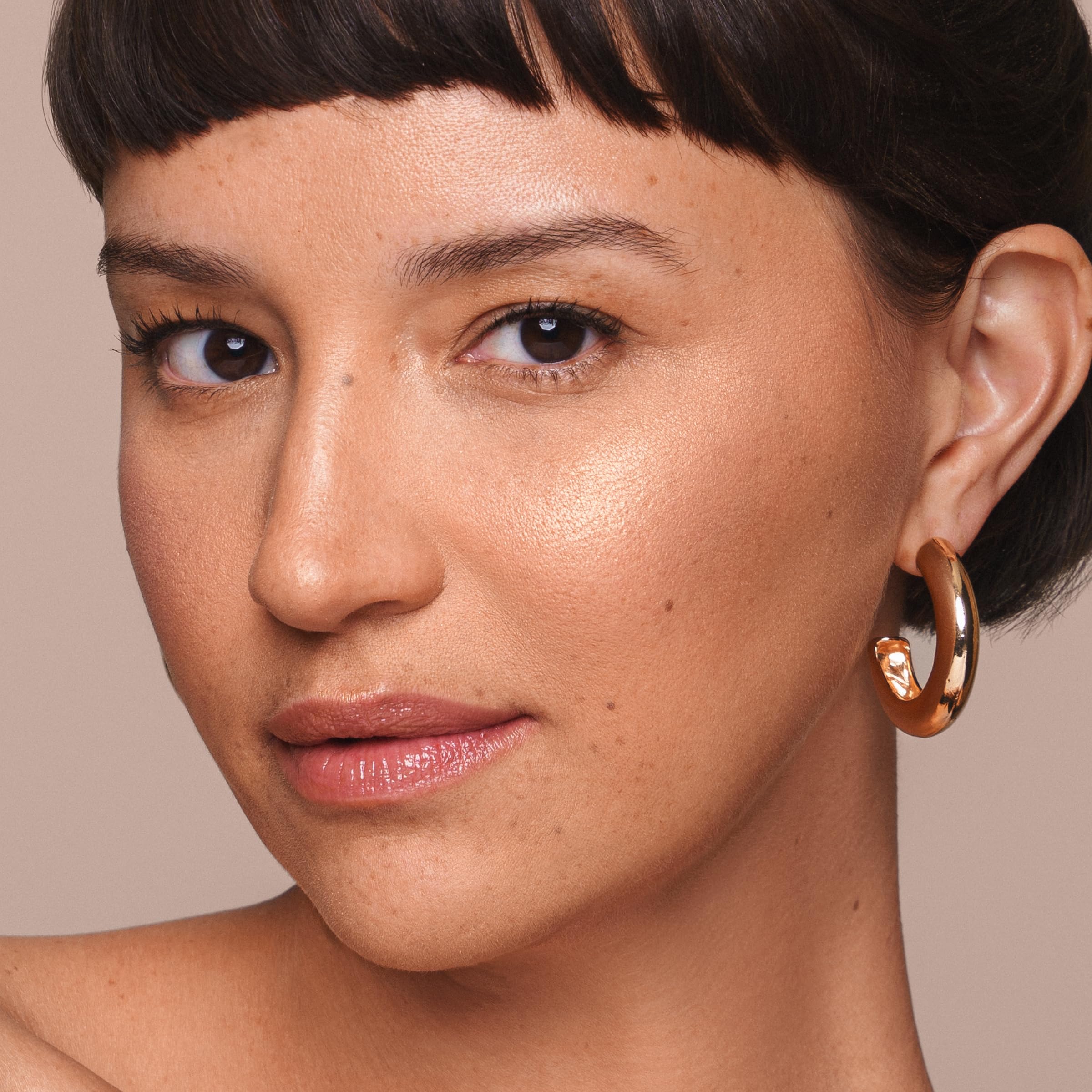 JouerÃ‚ Powder Highlighter | Men & Women |Ã‚ Creamy Formula | Luxurious Finish | Buildable Pigment | Talc, Paraben, Gluten & Cruelty Free | Vegan Friendly