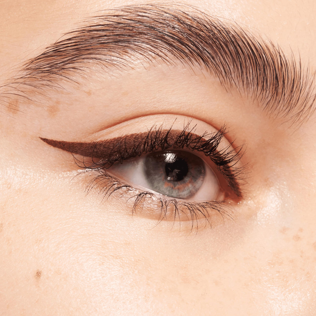 essence | Stay & Play Gel Eyeliner Pot | Waterproof, Long Lasting, Highly Pigmented | Vegan & Cruelty Free (02 | Brown)